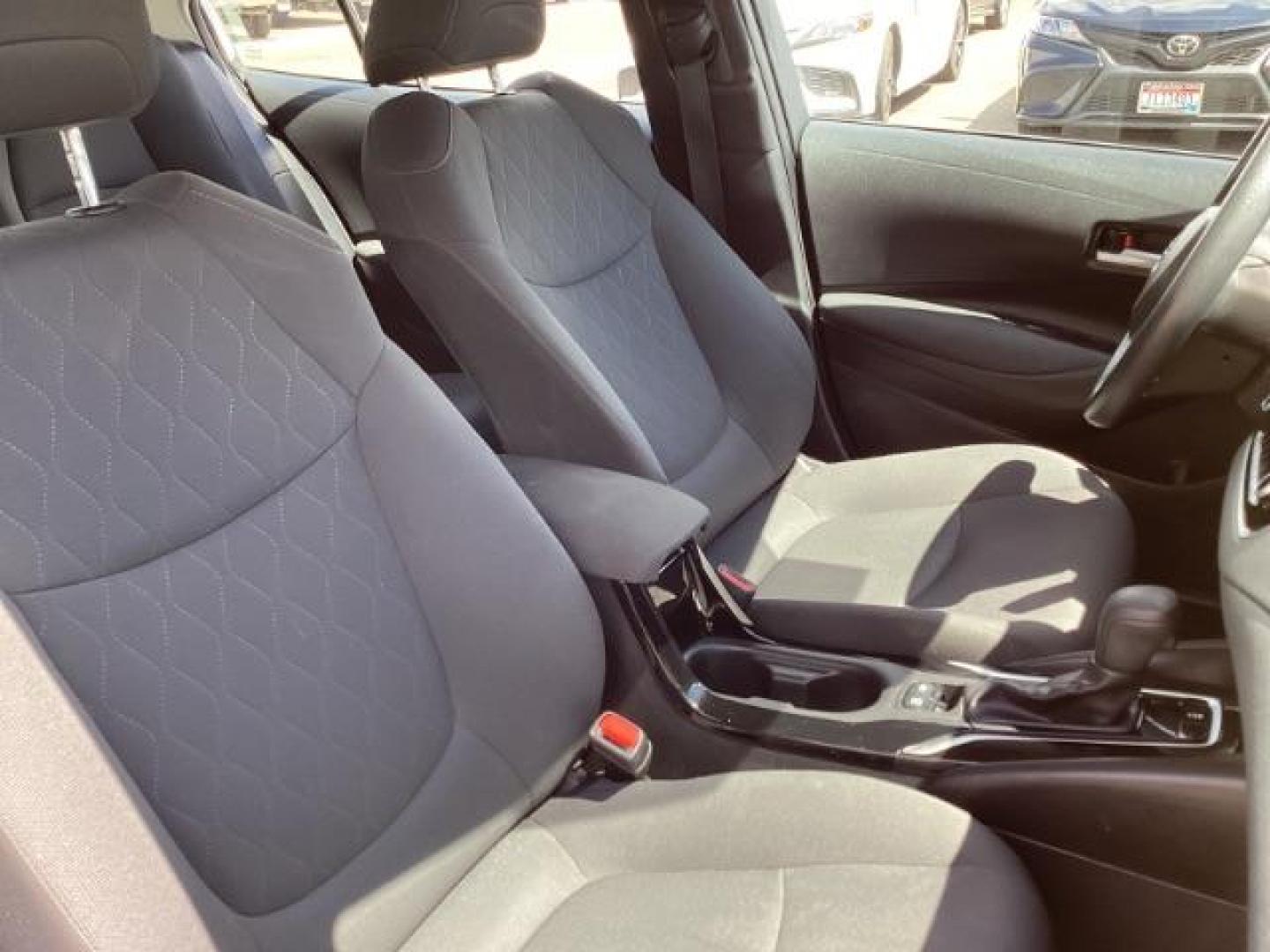 2021 WHITE /CLOTH Toyota Corolla LE (5YFEPMAE1MP) with an 1.8L L4 DOHC 16V engine, Continuously Variable Transmission transmission, located at 1235 N Woodruff Ave., Idaho Falls, 83401, (208) 523-1053, 43.507172, -112.000488 - Photo#18