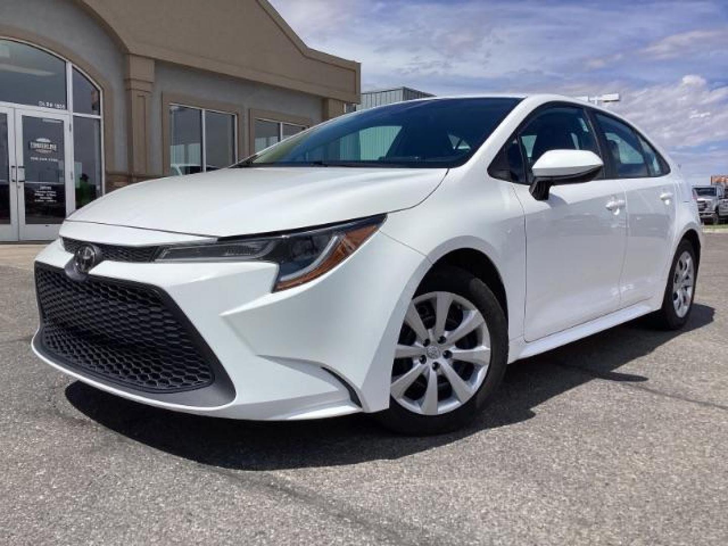 2021 WHITE /CLOTH Toyota Corolla LE (5YFEPMAE1MP) with an 1.8L L4 DOHC 16V engine, Continuously Variable Transmission transmission, located at 1235 N Woodruff Ave., Idaho Falls, 83401, (208) 523-1053, 43.507172, -112.000488 - Photo#1