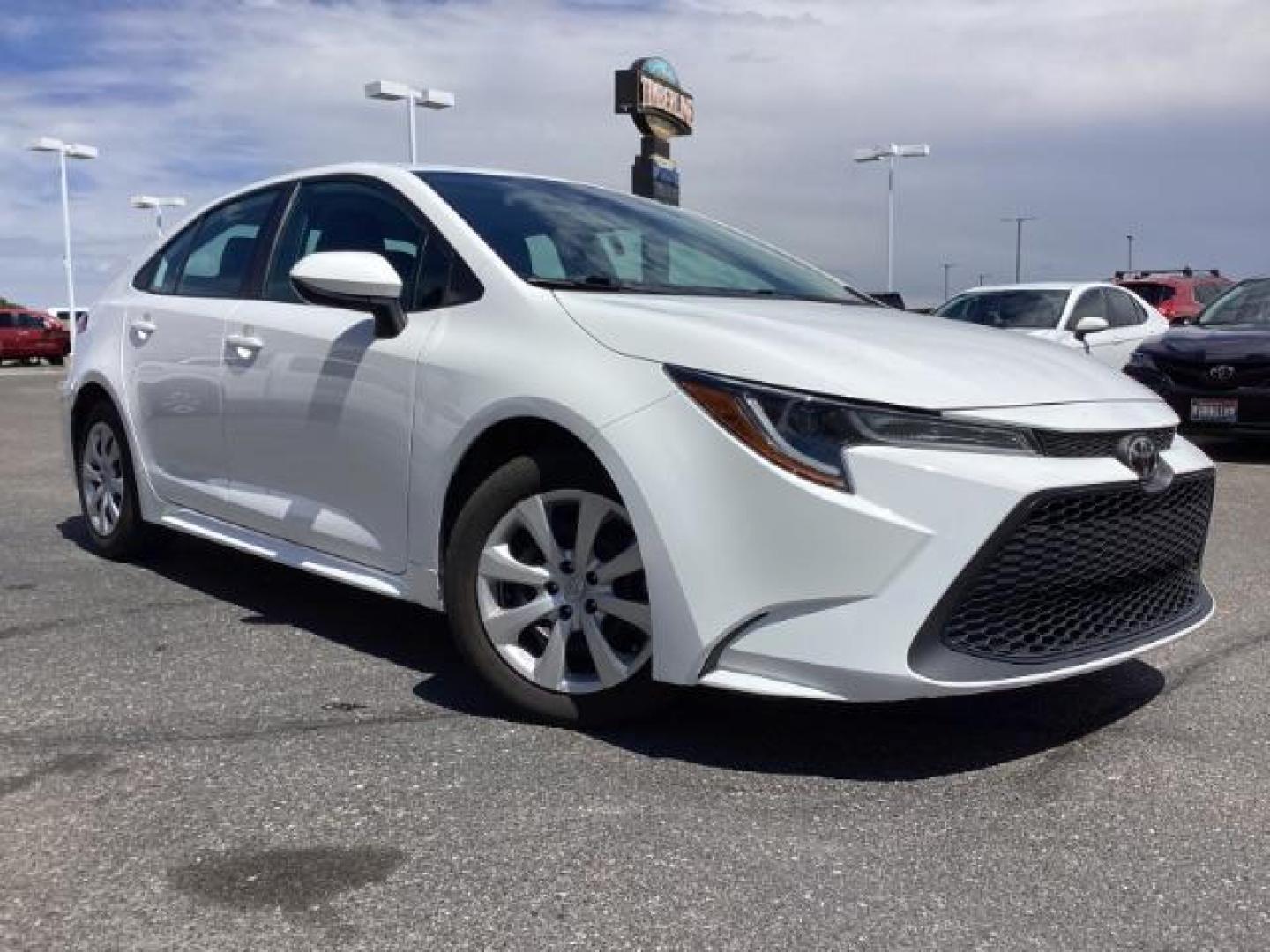 2021 WHITE /CLOTH Toyota Corolla LE (5YFEPMAE1MP) with an 1.8L L4 DOHC 16V engine, Continuously Variable Transmission transmission, located at 1235 N Woodruff Ave., Idaho Falls, 83401, (208) 523-1053, 43.507172, -112.000488 - Photo#7