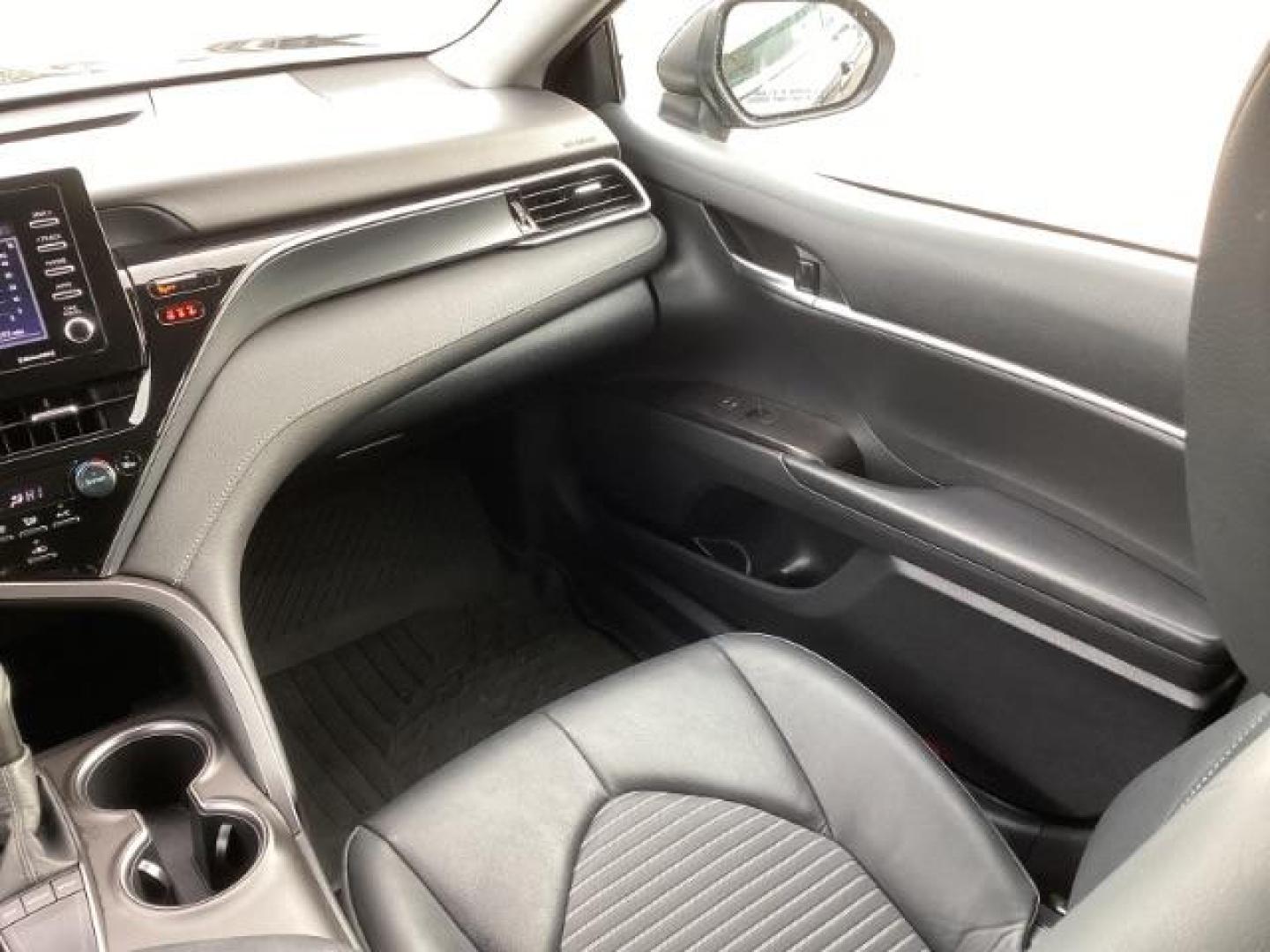 2023 Midnight Black Metallic /Black Toyota Camry SE (4T1G11AKXPU) with an 2.5L L4 DOHC 16V engine, 8-Speed Automatic transmission, located at 1235 N Woodruff Ave., Idaho Falls, 83401, (208) 523-1053, 43.507172, -112.000488 - At Timberline Auto, finding a great deal on your next vehicle is always easy! Our experienced sales staff's goal is to help find you the right vehicle at the right price! Our knowledgeable finance department has options for almost any credit score. We offer extended service contract options to prote - Photo#17