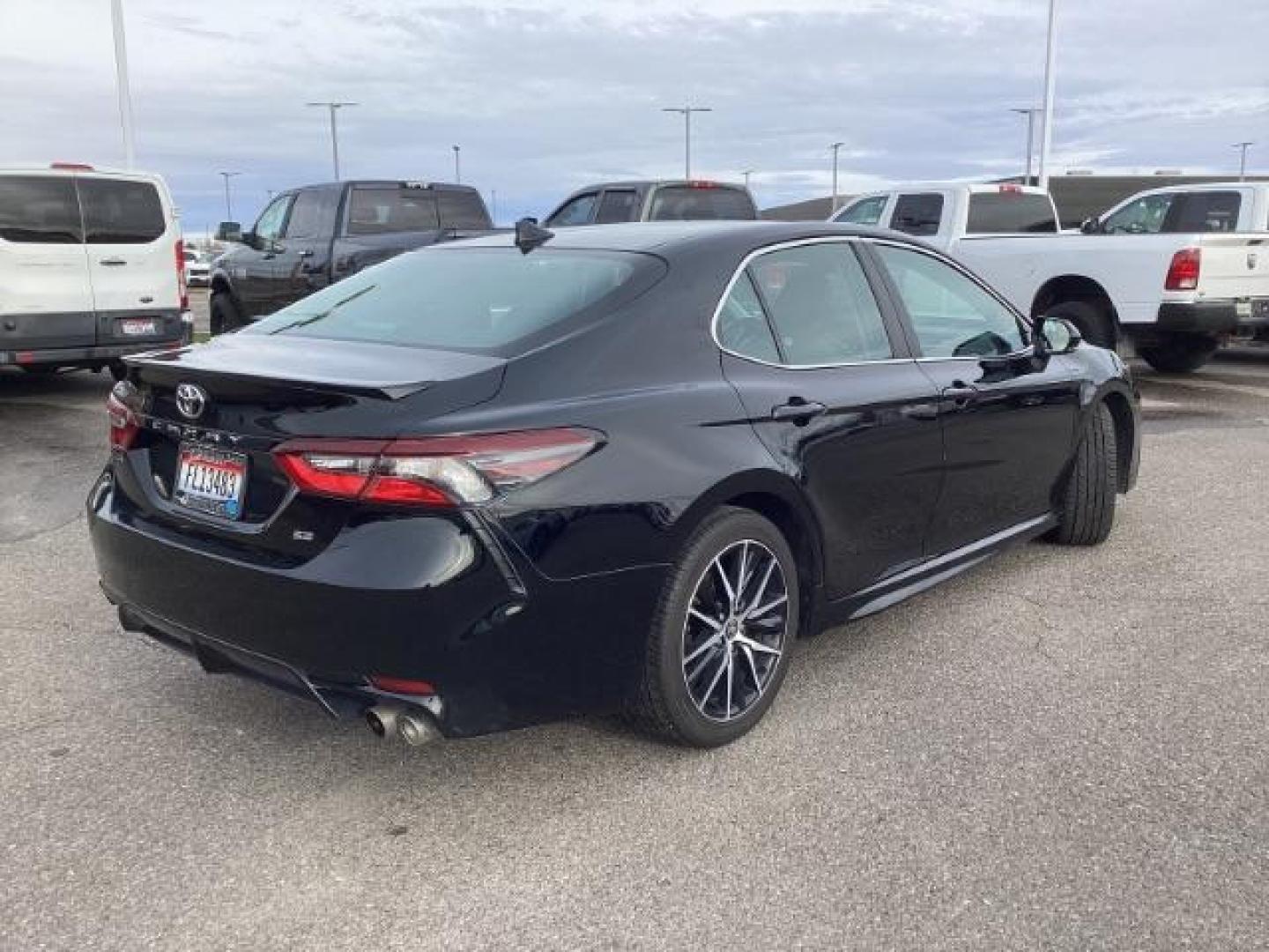 2023 Midnight Black Metallic /Black Toyota Camry SE (4T1G11AKXPU) with an 2.5L L4 DOHC 16V engine, 8-Speed Automatic transmission, located at 1235 N Woodruff Ave., Idaho Falls, 83401, (208) 523-1053, 43.507172, -112.000488 - At Timberline Auto, finding a great deal on your next vehicle is always easy! Our experienced sales staff's goal is to help find you the right vehicle at the right price! Our knowledgeable finance department has options for almost any credit score. We offer extended service contract options to prote - Photo#5