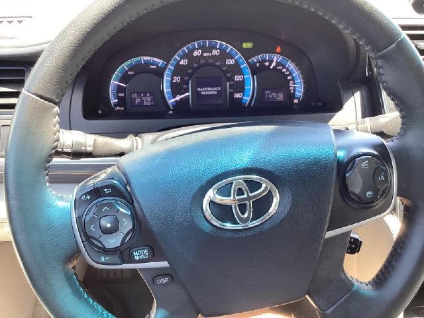 2013 GRAY Toyota Camry Hybrid SEDAN 4-DR (4T1BD1FK0DU) with an 2.5L L4 DOHC 16V HYBRID engine, Continuously Variable Transmission transmission, located at 1235 N Woodruff Ave., Idaho Falls, 83401, (208) 523-1053, 43.507172, -112.000488 - The 2013 Toyota Camry Hybrid XLE is a mid-size sedan that combines the fuel efficiency of a hybrid powertrain with the comfort and features of a premium trim level. Here are the key features of the 2013 Toyota Camry Hybrid XLE: Engine and Performance Engine: 2.5-liter 4-cylinder engine paired with a - Photo#12
