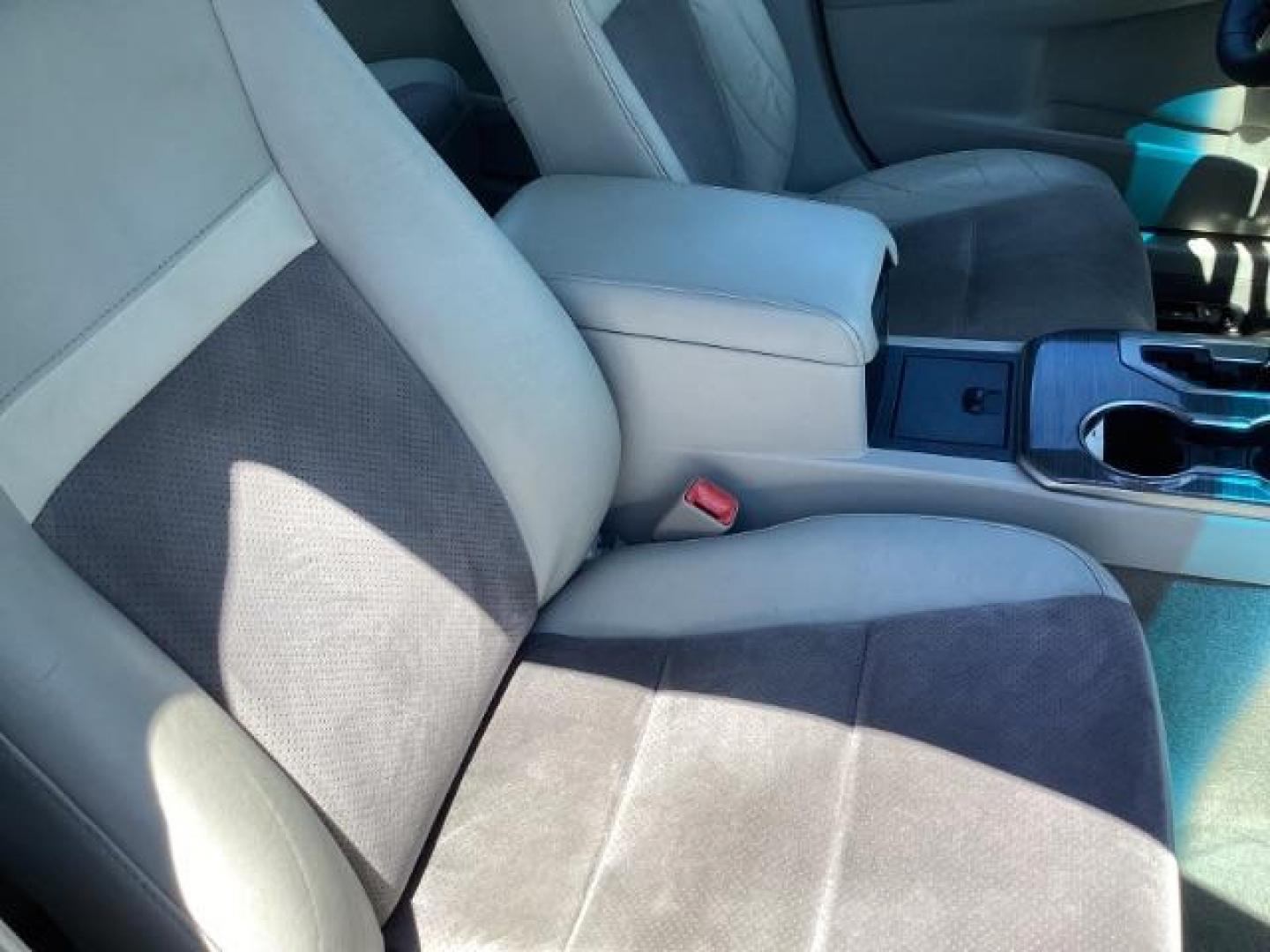 2013 GRAY Toyota Camry Hybrid SEDAN 4-DR (4T1BD1FK0DU) with an 2.5L L4 DOHC 16V HYBRID engine, Continuously Variable Transmission transmission, located at 1235 N Woodruff Ave., Idaho Falls, 83401, (208) 523-1053, 43.507172, -112.000488 - The 2013 Toyota Camry Hybrid XLE is a mid-size sedan that combines the fuel efficiency of a hybrid powertrain with the comfort and features of a premium trim level. Here are the key features of the 2013 Toyota Camry Hybrid XLE: Engine and Performance Engine: 2.5-liter 4-cylinder engine paired with a - Photo#17