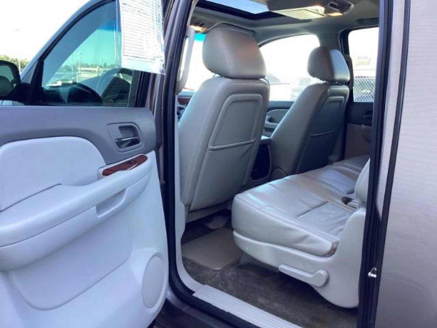 2013 GRAY /Ebony Leather Interior Chevrolet Suburban LTZ 1500 4WD (1GNSKJE71DR) with an 5.3L V8 OHV 16V FFV engine, 6-Speed Automatic transmission, located at 1235 N Woodruff Ave., Idaho Falls, 83401, (208) 523-1053, 43.507172, -112.000488 - At Timberline Auto, finding a great deal on your next vehicle is always easy! Our experienced sales staff's goal is to help find you the right vehicle at the right price! Our knowledgeable finance department has options for almost any credit score. We offer extended service contract options to prote - Photo#14