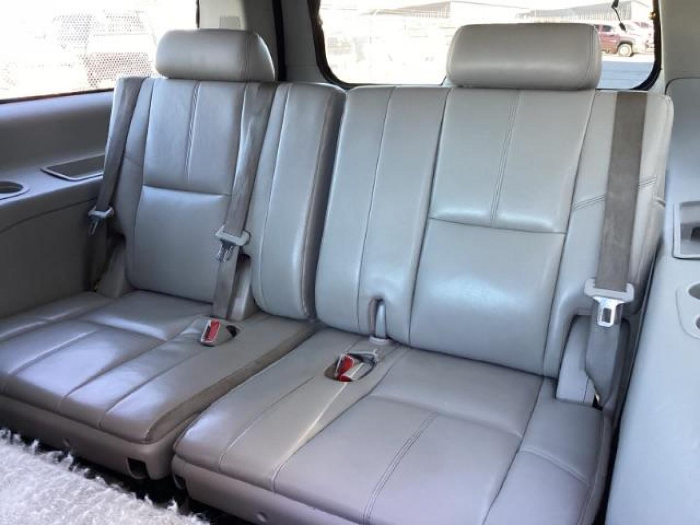 2013 GRAY /Ebony Leather Interior Chevrolet Suburban LTZ 1500 4WD (1GNSKJE71DR) with an 5.3L V8 OHV 16V FFV engine, 6-Speed Automatic transmission, located at 1235 N Woodruff Ave., Idaho Falls, 83401, (208) 523-1053, 43.507172, -112.000488 - At Timberline Auto, finding a great deal on your next vehicle is always easy! Our experienced sales staff's goal is to help find you the right vehicle at the right price! Our knowledgeable finance department has options for almost any credit score. We offer extended service contract options to prote - Photo#16