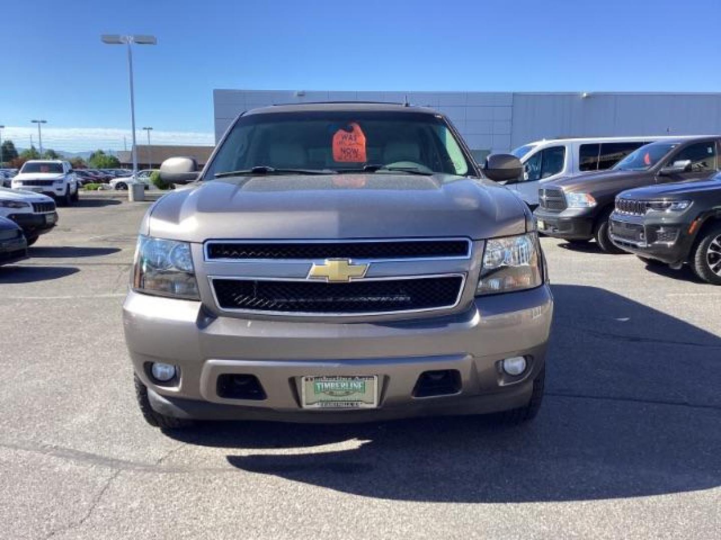 2013 GRAY /Ebony Leather Interior Chevrolet Suburban LTZ 1500 4WD (1GNSKJE71DR) with an 5.3L V8 OHV 16V FFV engine, 6-Speed Automatic transmission, located at 1235 N Woodruff Ave., Idaho Falls, 83401, (208) 523-1053, 43.507172, -112.000488 - At Timberline Auto, finding a great deal on your next vehicle is always easy! Our experienced sales staff's goal is to help find you the right vehicle at the right price! Our knowledgeable finance department has options for almost any credit score. We offer extended service contract options to prote - Photo#7