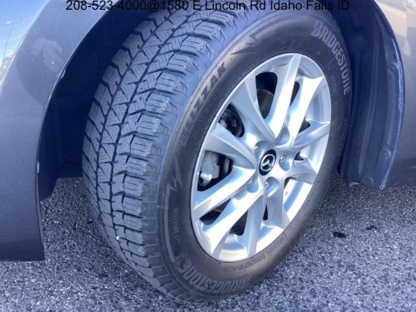 2016 Meteor Gray Mica /Black, cloth Mazda MAZDA3 i Sport AT 5-Door (JM1BM1K77G1) with an 2.0L L4 DOHC 16V engine, 6-Speed Automatic transmission, located at 1235 N Woodruff Ave., Idaho Falls, 83401, (208) 523-1053, 43.507172, -112.000488 - New Inventory. Going through service and inspection. Call for more pictures. At Timberline Auto it is always easy to find a great deal on your next vehicle! Our experienced sales staff can help find the right vehicle will fit your needs. Our knowledgeable finance department has options for almost a - Photo#7