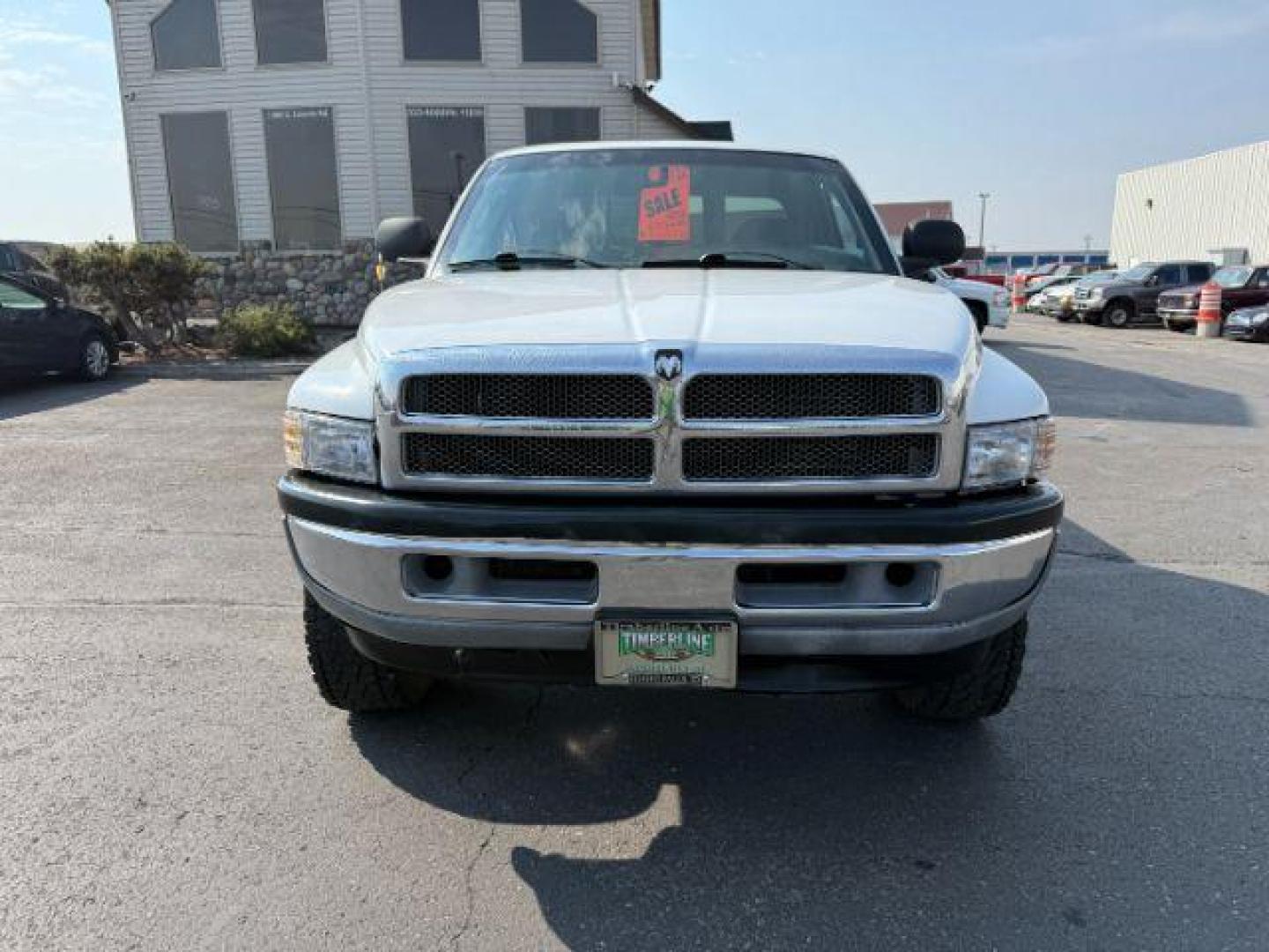 1999 WHITE /CLOTH Dodge Ram 2500 (1B7KF2365XJ) with an 59 engine, Manual transmission, located at 1175 N Woodruff Ave, Idaho Falls, ID, 83401, 43.506901, -111.999657 - At Timberline Auto, finding a great deal on your next vehicle is always easy! Our experienced sales staff's goal is to help find you the right vehicle at the right price! Our knowledgeable finance department has options for almost any credit score. We offer extended service contract options to prote - Photo#23