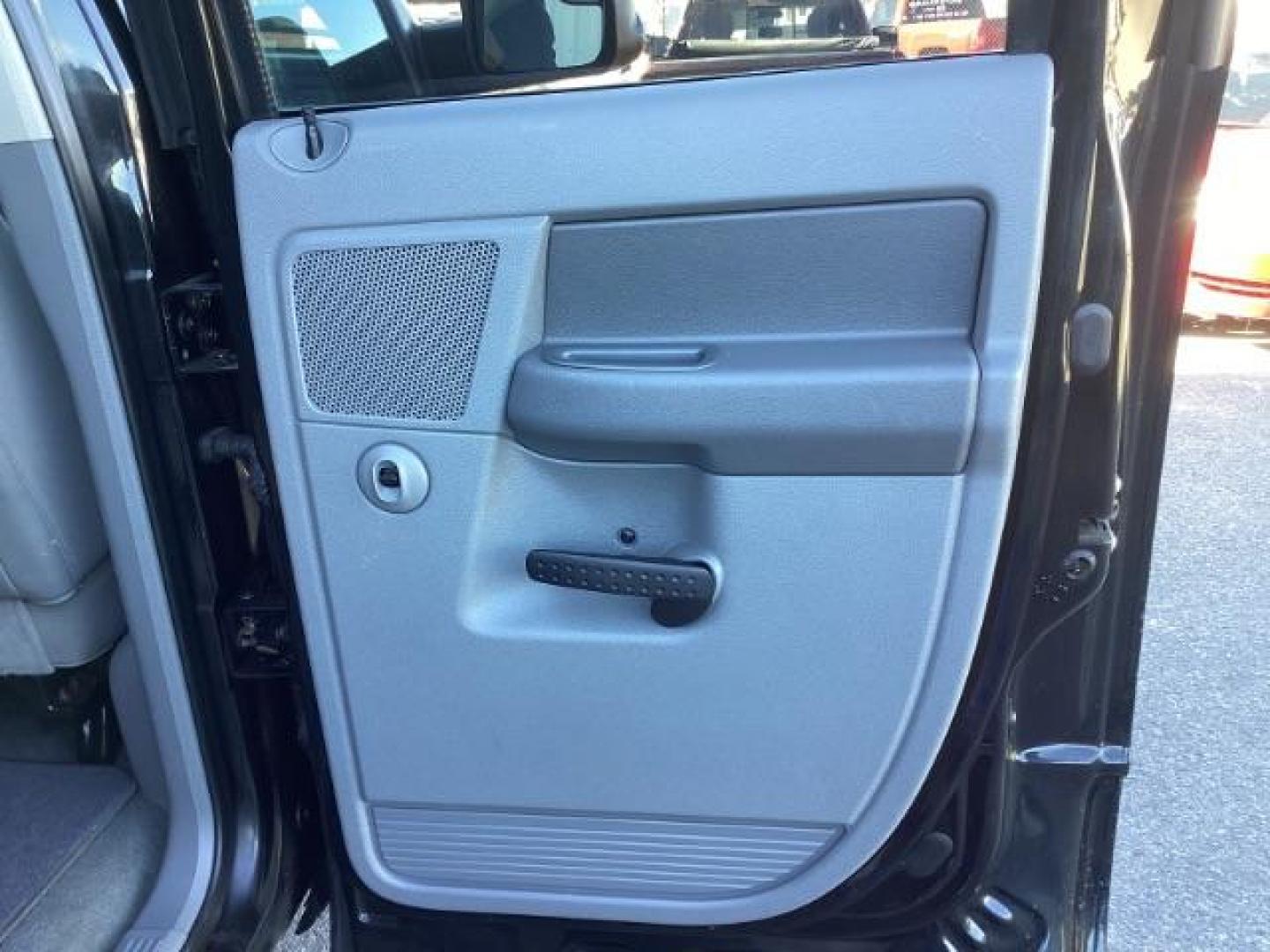 2008 BLACK /CLOTH Dodge Ram 2500 POWERWAGON (3D7KS28D38G) with an 5.7 engine, AUTOMATIC transmission, located at 1235 N Woodruff Ave., Idaho Falls, 83401, (208) 523-1053, 43.507172, -112.000488 - New Inventory. Going through service and inspection. Call for more pictures. At Timberline Auto it is always easy to find a great deal on your next vehicle! Our experienced sales staff can help find the right vehicle will fit your needs. Our knowledgeable finance department has options for almost a - Photo#27
