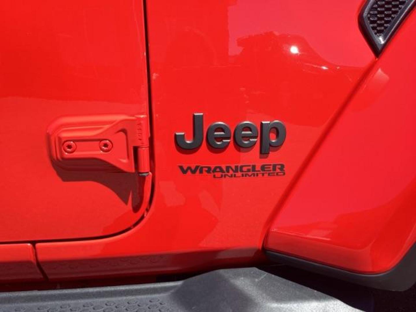 2021 Jeep Wrangler Unlimited Sahara Altitude (1C4HJXENXMW) with an 2.0L L4 DOHC 16V TURBO HYBRID engine, 8-Speed Automatic transmission, located at 1235 N Woodruff Ave., Idaho Falls, 83401, (208) 523-1053, 43.507172, -112.000488 - Photo#13