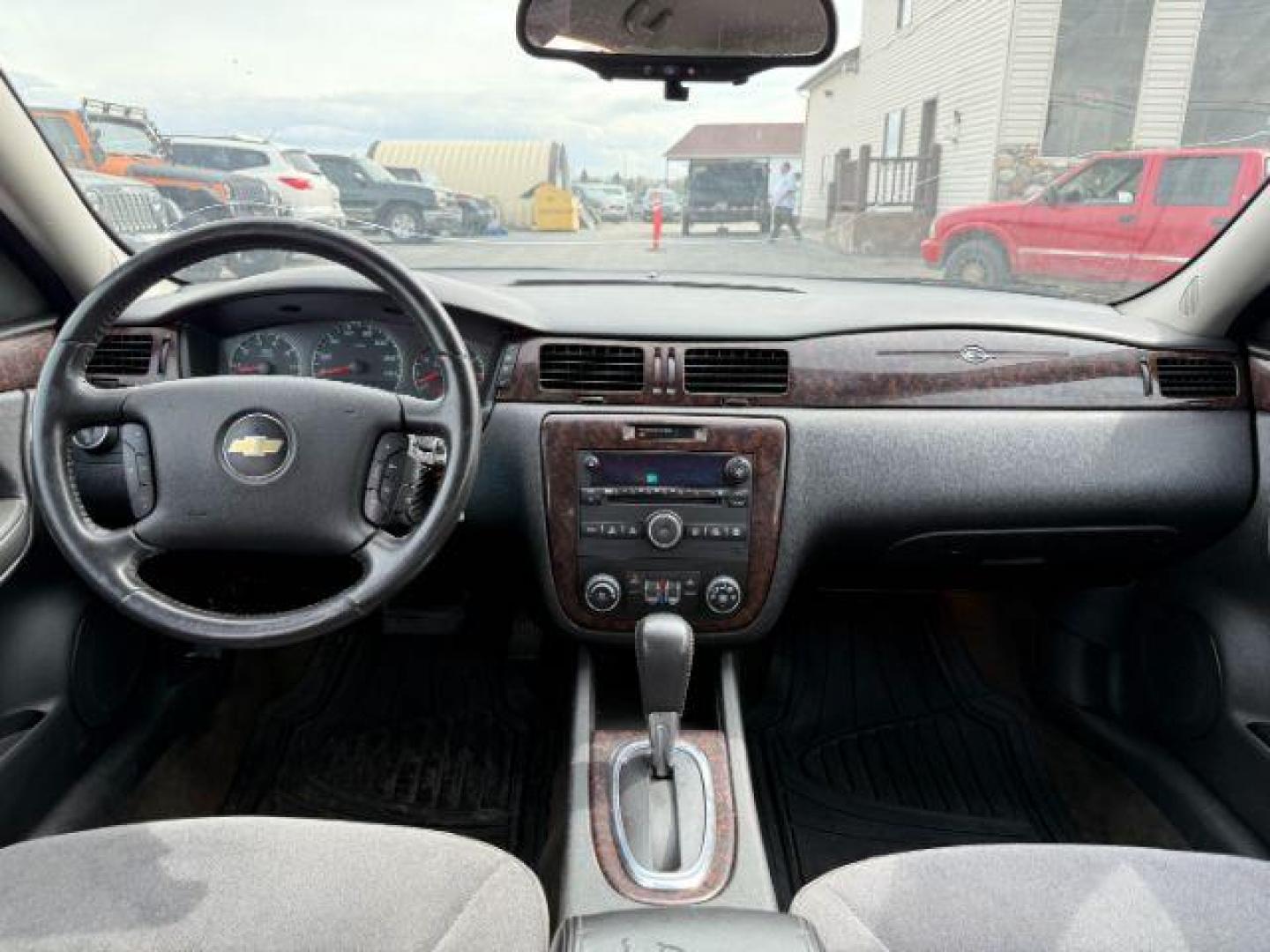 2012 RED /CLOTH Chevrolet Impala LT (Fleet) (2G1WG5E34C1) with an 3.6L V6 DOHC 16V FFV engine, 6-Speed Automatic transmission, located at 1235 N Woodruff Ave., Idaho Falls, 83401, (208) 523-1053, 43.507172, -112.000488 - At Timberline Auto, finding a great deal on your next vehicle is always easy! Our experienced sales staff's goal is to help find you the right vehicle at the right price! Our knowledgeable finance department has options for almost any credit score. We offer extended service contract options to prote - Photo#15