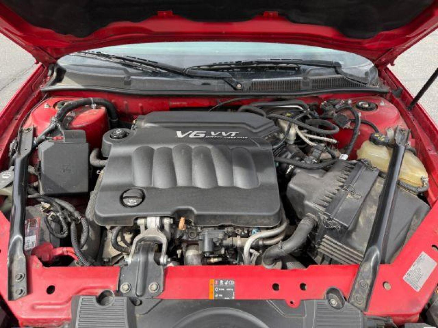 2012 RED /CLOTH Chevrolet Impala LT (Fleet) (2G1WG5E34C1) with an 3.6L V6 DOHC 16V FFV engine, 6-Speed Automatic transmission, located at 1235 N Woodruff Ave., Idaho Falls, 83401, (208) 523-1053, 43.507172, -112.000488 - At Timberline Auto, finding a great deal on your next vehicle is always easy! Our experienced sales staff's goal is to help find you the right vehicle at the right price! Our knowledgeable finance department has options for almost any credit score. We offer extended service contract options to prote - Photo#17
