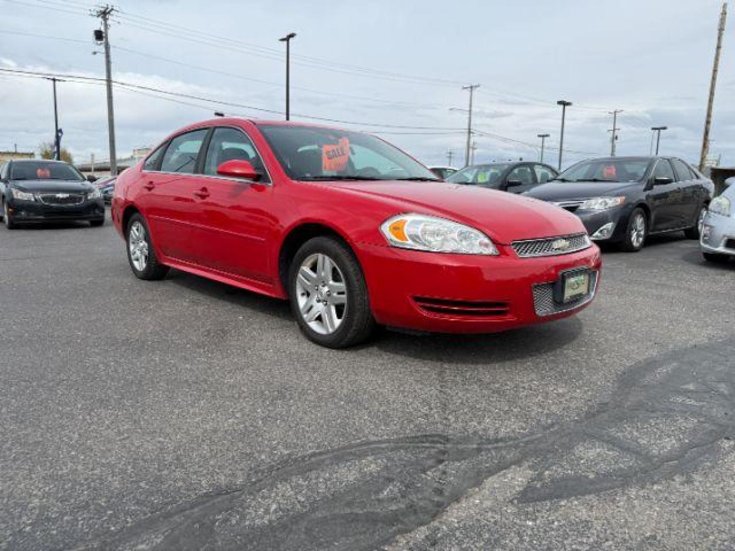 2012 RED /CLOTH Chevrolet Impala LT (Fleet) (2G1WG5E34C1) with an 3.6L V6 DOHC 16V FFV engine, 6-Speed Automatic transmission, located at 1235 N Woodruff Ave., Idaho Falls, 83401, (208) 523-1053, 43.507172, -112.000488 - At Timberline Auto, finding a great deal on your next vehicle is always easy! Our experienced sales staff's goal is to help find you the right vehicle at the right price! Our knowledgeable finance department has options for almost any credit score. We offer extended service contract options to prote - Photo#6