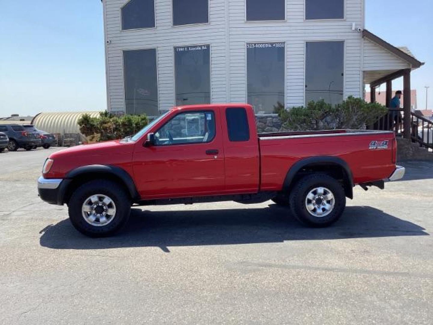 2000 Aztec Red Clear Coat Nissan Frontier XE-V6 King Cab 4WD (1N6ED26Y2YC) with an 3.4L V6 OHV 12V engine, located at 1235 N Woodruff Ave., Idaho Falls, 83401, (208) 523-1053, 43.507172, -112.000488 - Photo#0