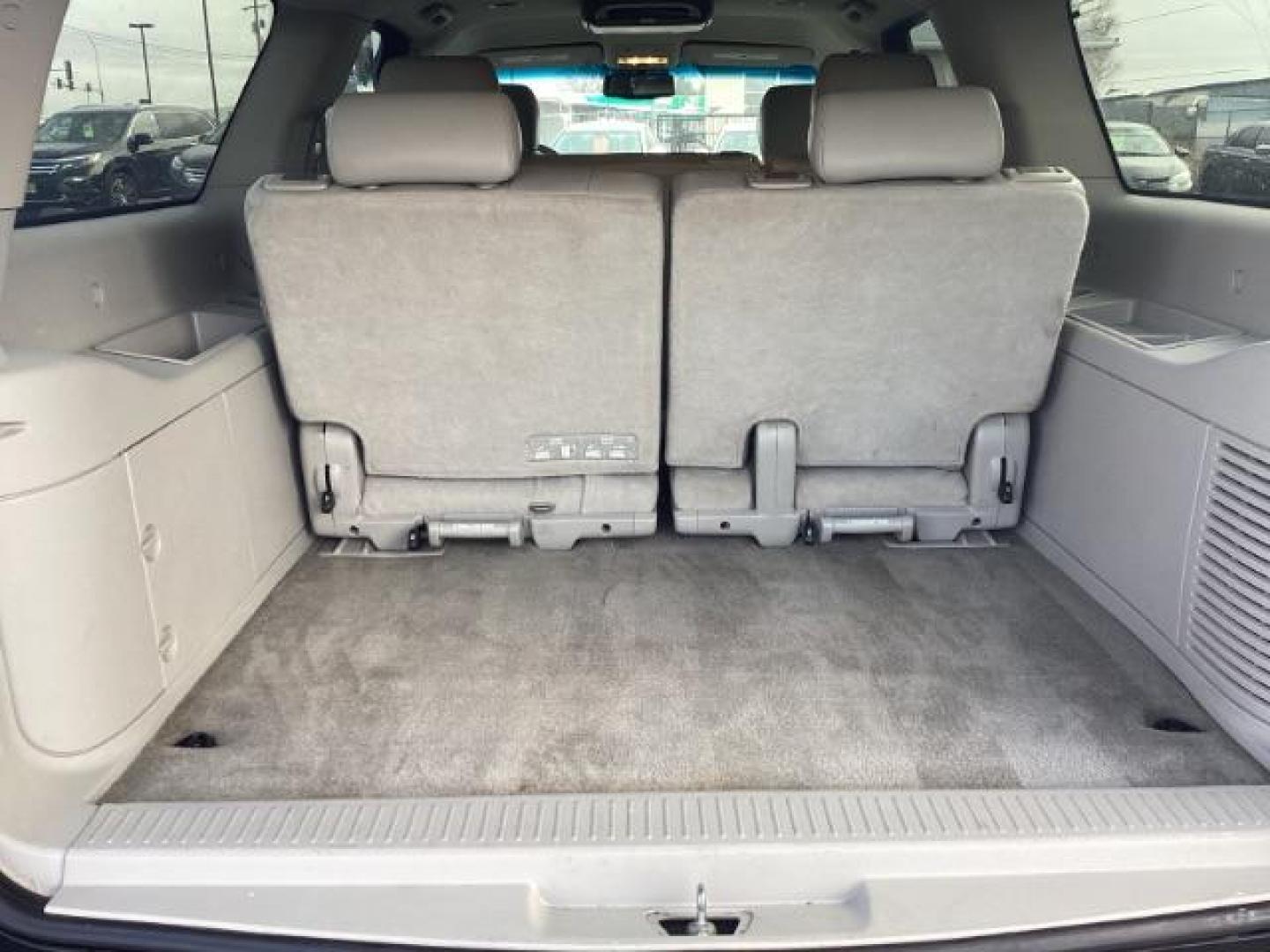 2014 Onyx Black /Ebony GMC Yukon XL SLT 1/2 Ton 4WD (1GKS2KE75ER) with an 5.3L V8 OHV 16V FFV engine, 6-Speed Automatic transmission, located at 1235 N Woodruff Ave., Idaho Falls, 83401, (208) 523-1053, 43.507172, -112.000488 - At Timberline Auto, finding a great deal on your next vehicle is always easy! Our experienced sales staff's goal is to help find you the right vehicle at the right price! Our knowledgeable finance department has options for almost any credit score. We offer extended service contract options to prote - Photo#22