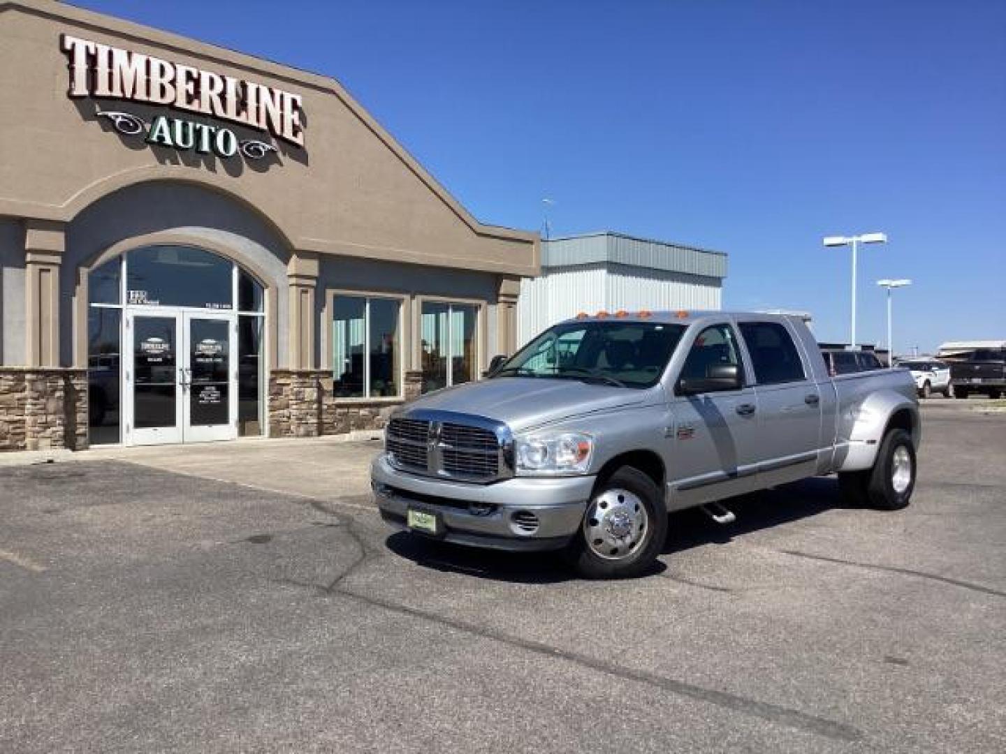 2007 Bright Silver Metallic /Medium Slate Gray Cloth Interior Dodge Ram 3500 SLT Mega Cab 2WD DRW (3D7ML49A07G) with an 6.7L L6 OHV 24V TURBO DIESEL engine, 4-Speed Automatic transmission, located at 1235 N Woodruff Ave., Idaho Falls, 83401, (208) 523-1053, 43.507172, -112.000488 - Photo#0