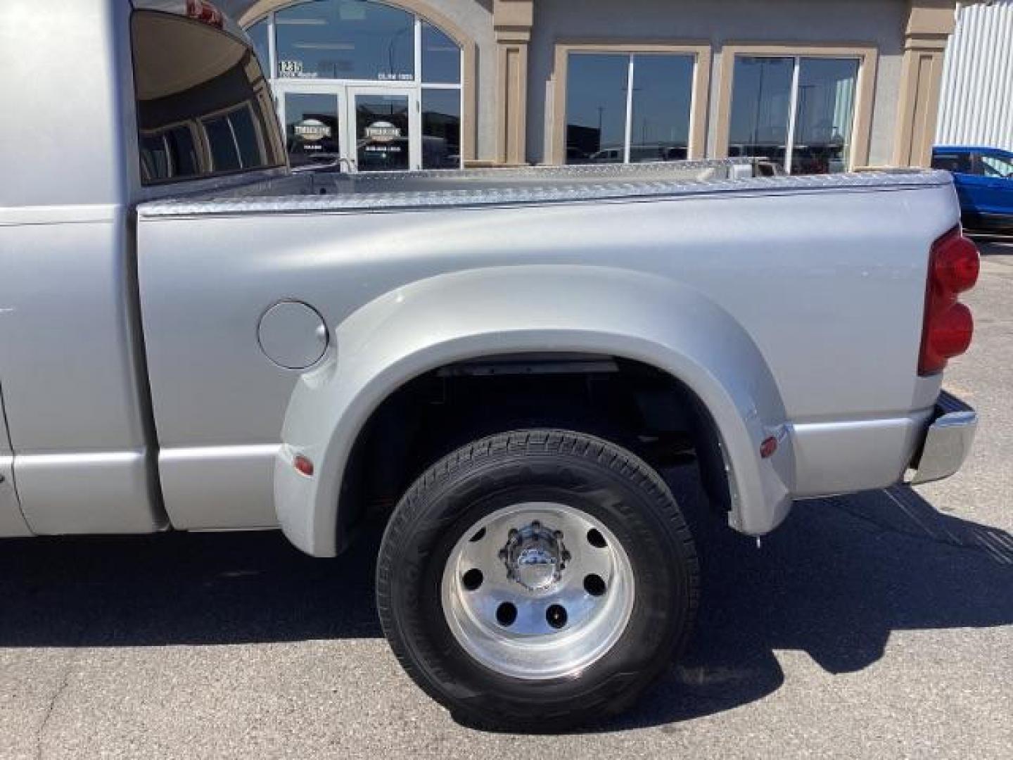 2007 Bright Silver Metallic /Medium Slate Gray Cloth Interior Dodge Ram 3500 SLT Mega Cab 2WD DRW (3D7ML49A07G) with an 6.7L L6 OHV 24V TURBO DIESEL engine, 4-Speed Automatic transmission, located at 1235 N Woodruff Ave., Idaho Falls, 83401, (208) 523-1053, 43.507172, -112.000488 - Photo#3