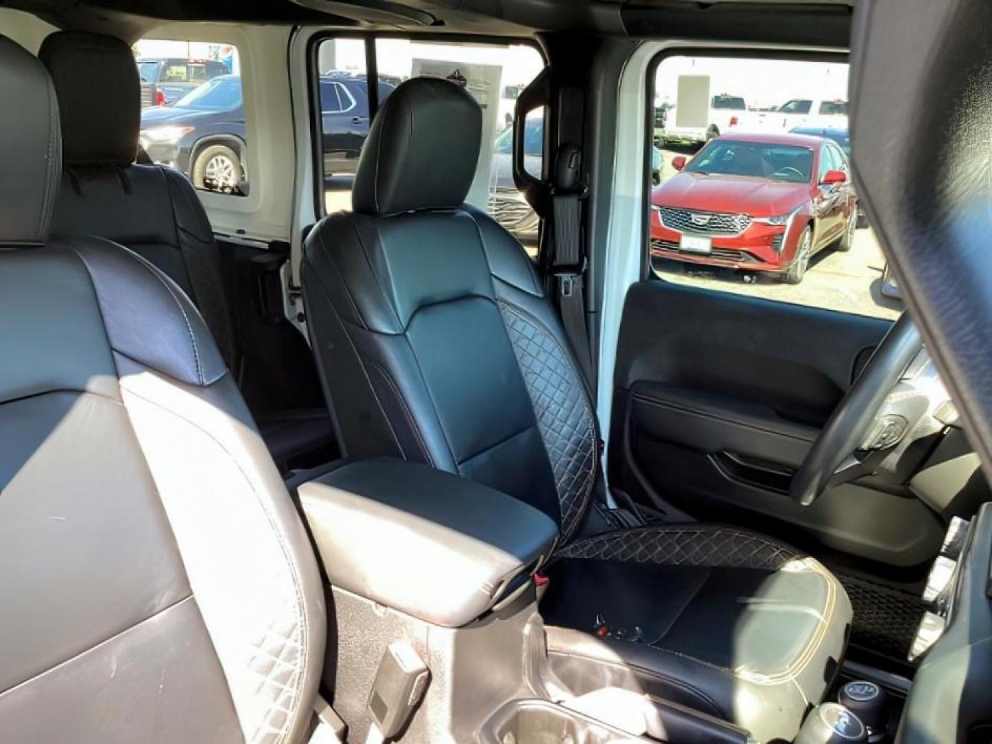2021 WHITE /CLOTH Jeep Wrangler (1C4HJXEN8MW) with an 20L L4 DOHC 16V TURBO HYBRID engine, Automatic transmission, located at 1175 N Woodruff Ave, Idaho Falls, ID, 83401, 43.506901, -111.999657 - At Timberline Auto, finding a great deal on your next vehicle is always easy! Our experienced sales staff's goal is to help find you the right vehicle at the right price! Our knowledgeable finance department has options for almost any credit score. We offer extended service contract options to prote - Photo#28
