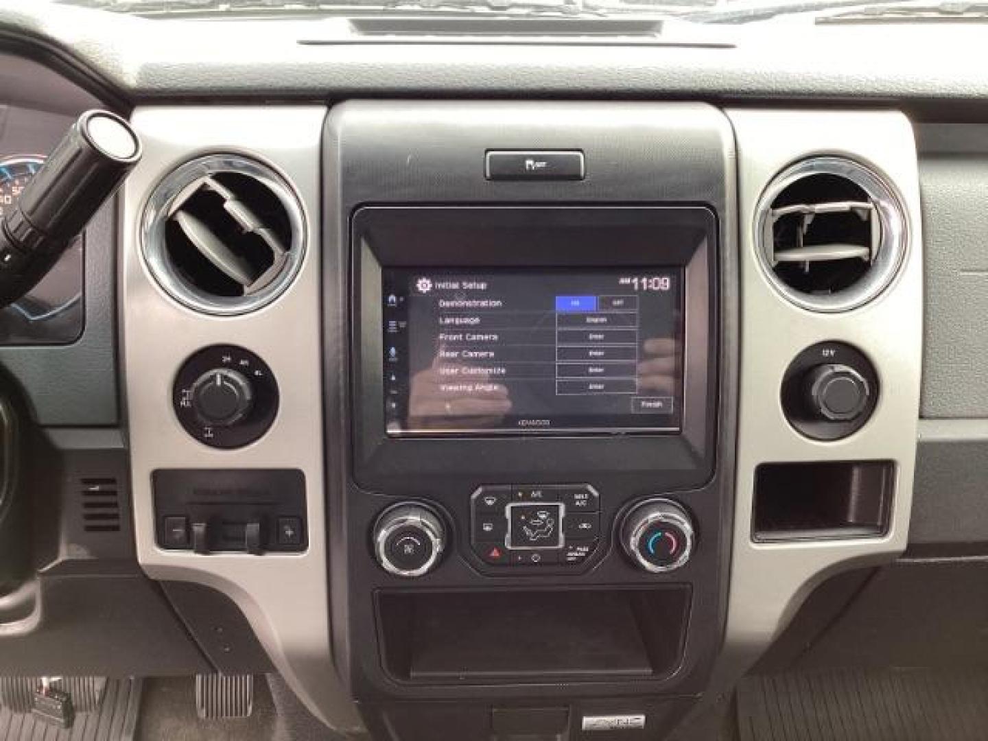 2014 Oxford White Ford F-150 XLT SuperCab 6.5-ft. Bed 4WD (1FTFX1ET3EF) with an 3.5L V6 TURBO engine, 6-Speed Automatic transmission, located at 1235 N Woodruff Ave., Idaho Falls, 83401, (208) 523-1053, 43.507172, -112.000488 - Photo#14
