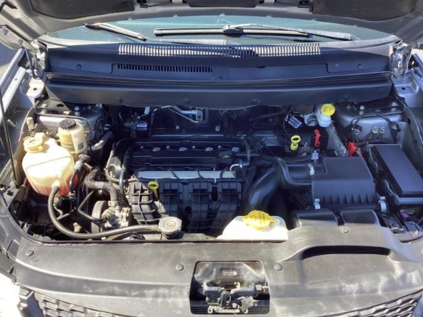2018 SILVER Dodge Journey SE (3C4PDCABXJT) with an 2.4L L4 DOHC 16V engine, 4-Speed Automatic transmission, located at 1235 N Woodruff Ave., Idaho Falls, 83401, (208) 523-1053, 43.507172, -112.000488 - Photo#10
