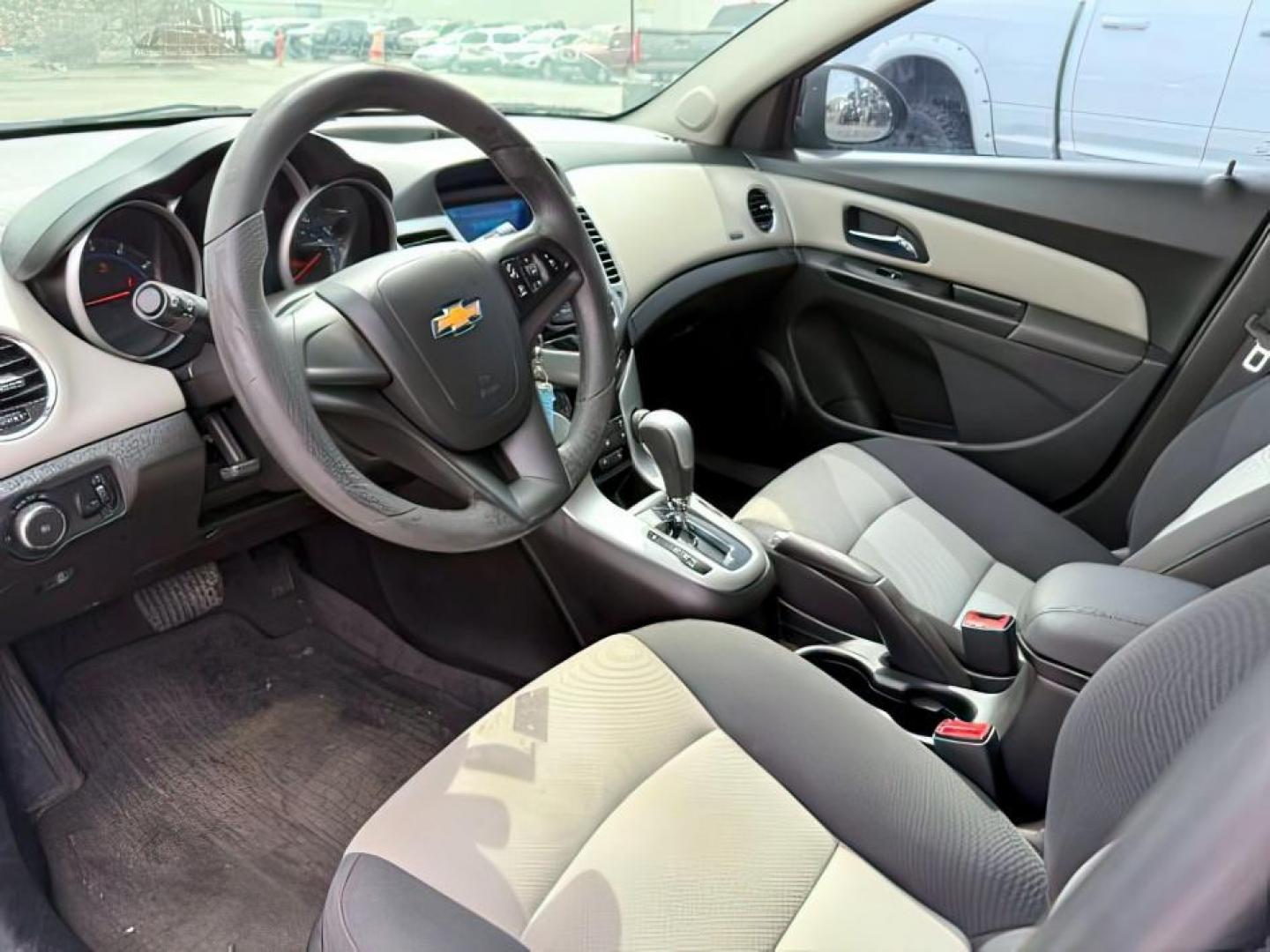 2014 Black Granite Metallic /Jet Black/Medium Titanium Chevrolet Cruze LS Auto (1G1PA5SH5E7) with an 1.8L L4 DOHC 16V FFV engine, 6-Speed Automatic transmission, located at 1235 N Woodruff Ave., Idaho Falls, 83401, (208) 523-1053, 43.507172, -112.000488 - At Timberline Auto, finding a great deal on your next vehicle is always easy! Our experienced sales staff's goal is to help find you the right vehicle at the right price! Our knowledgeable finance department has options for almost any credit score. We offer extended service contract options to prote - Photo#10