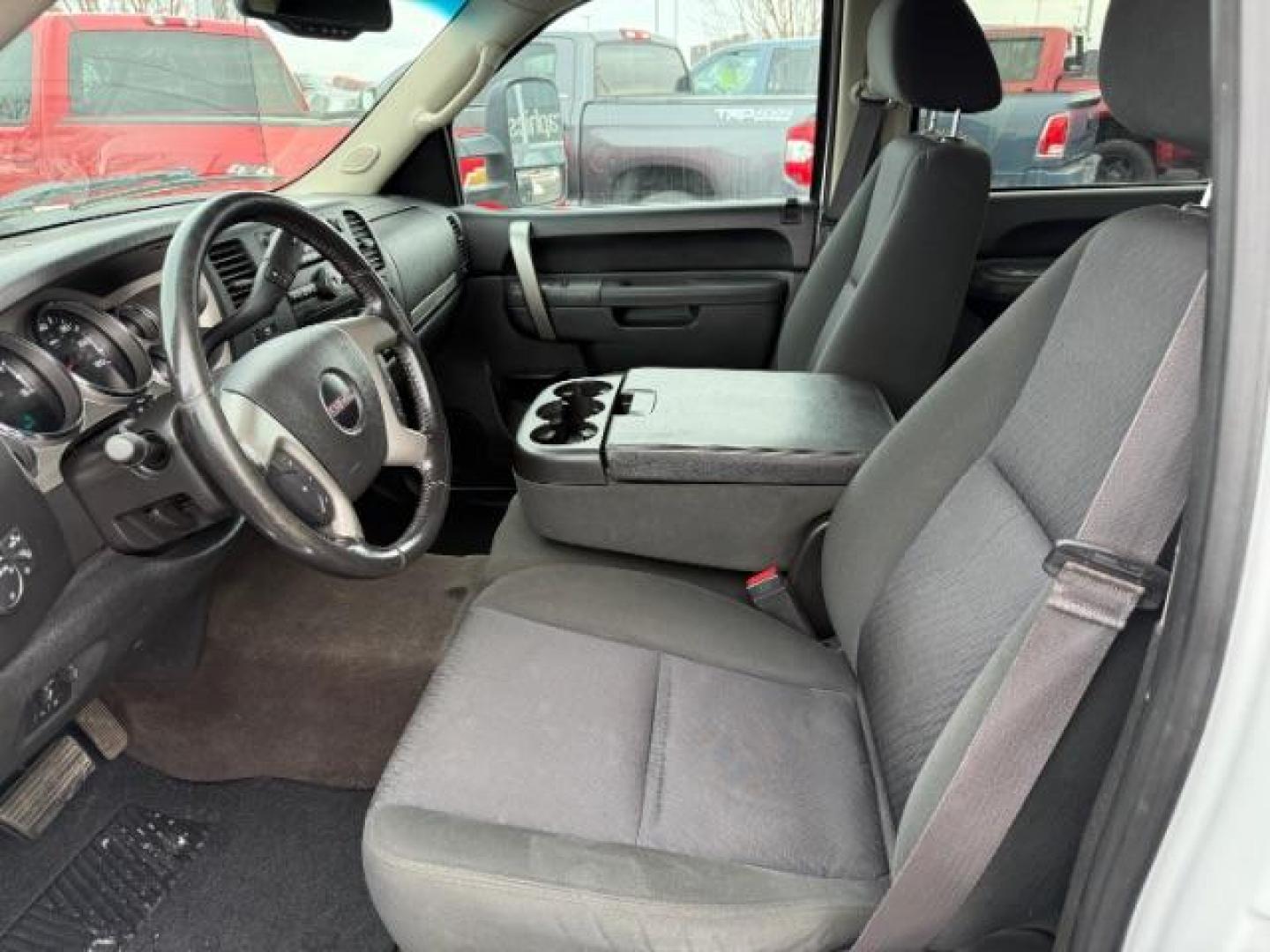 2013 Summit White /Ebony Cloth Interior GMC Sierra 3500HD SLE Crew Cab Long Box 4WD (1GT423C80DF) with an 6.6L V8 32V OHV DIESEL engine, 6-Speed Automatic transmission, located at 1235 N Woodruff Ave., Idaho Falls, 83401, (208) 523-1053, 43.507172, -112.000488 - At Timberline Auto, finding a great deal on your next vehicle is always easy! Our experienced sales staff's goal is to help find you the right vehicle at the right price! Our knowledgeable finance department has options for almost any credit score. We offer extended service contract options to prote - Photo#12