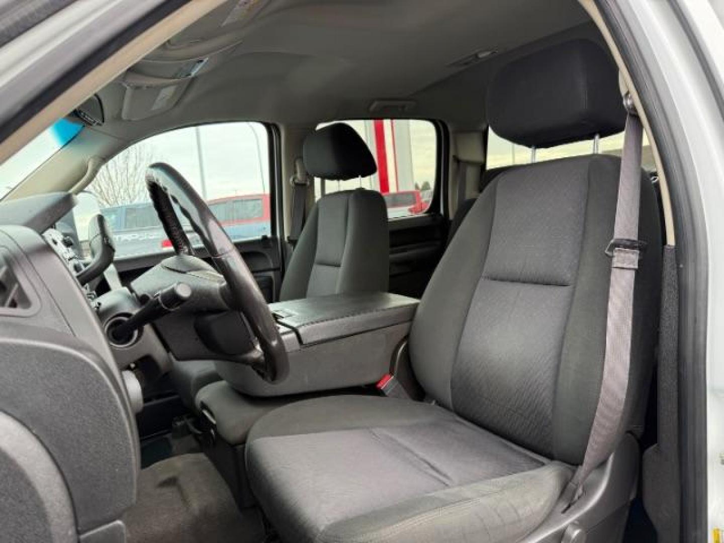 2013 Summit White /Ebony Cloth Interior GMC Sierra 3500HD SLE Crew Cab Long Box 4WD (1GT423C80DF) with an 6.6L V8 32V OHV DIESEL engine, 6-Speed Automatic transmission, located at 1235 N Woodruff Ave., Idaho Falls, 83401, (208) 523-1053, 43.507172, -112.000488 - At Timberline Auto, finding a great deal on your next vehicle is always easy! Our experienced sales staff's goal is to help find you the right vehicle at the right price! Our knowledgeable finance department has options for almost any credit score. We offer extended service contract options to prote - Photo#14