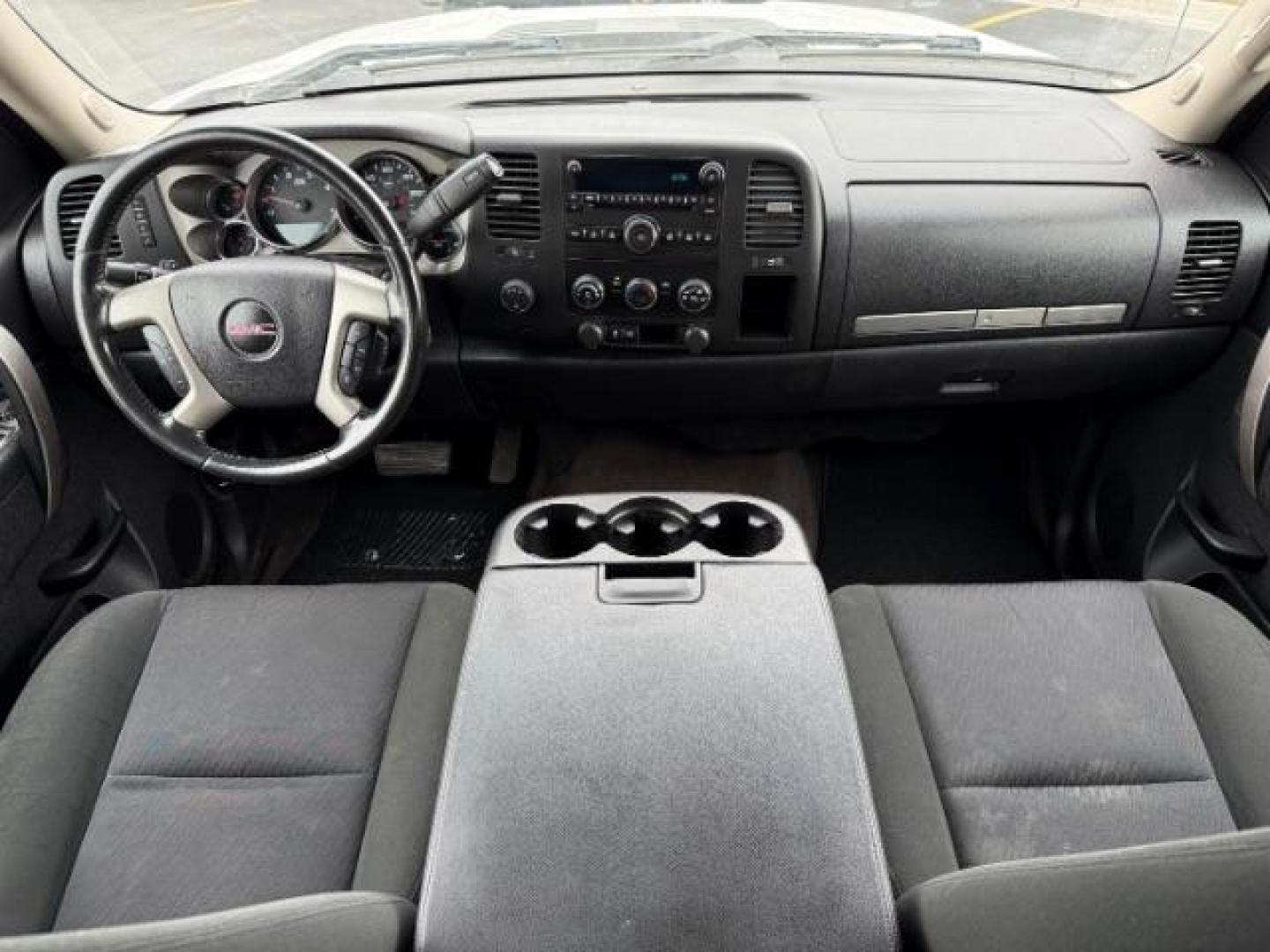 2013 Summit White /Ebony Cloth Interior GMC Sierra 3500HD SLE Crew Cab Long Box 4WD (1GT423C80DF) with an 6.6L V8 32V OHV DIESEL engine, 6-Speed Automatic transmission, located at 1235 N Woodruff Ave., Idaho Falls, 83401, (208) 523-1053, 43.507172, -112.000488 - At Timberline Auto, finding a great deal on your next vehicle is always easy! Our experienced sales staff's goal is to help find you the right vehicle at the right price! Our knowledgeable finance department has options for almost any credit score. We offer extended service contract options to prote - Photo#23