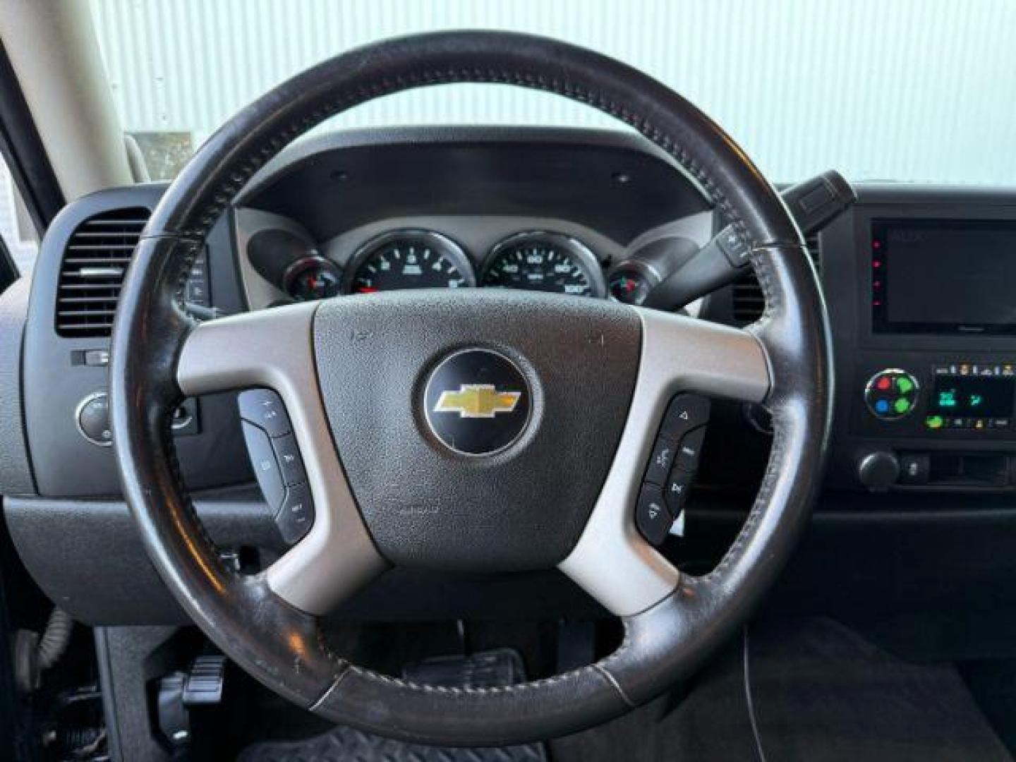 2013 Black /Ebony Cloth Interior Chevrolet Silverado 1500 (3GCPKSE74DG) with an 53L V8 OHV 16V FFV engine, Automatic transmission, located at 1175 N Woodruff Ave, Idaho Falls, ID, 83401, 43.506901, -111.999657 - At Timberline Auto, finding a great deal on your next vehicle is always easy! Our experienced sales staff's goal is to help find you the right vehicle at the right price! Our knowledgeable finance department has options for almost any credit score. We offer extended service contract options to prote - Photo#35