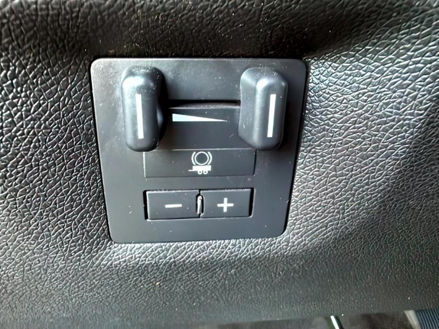 2013 Black /Ebony Cloth Interior Chevrolet Silverado 1500 (3GCPKSE74DG) with an 53L V8 OHV 16V FFV engine, Automatic transmission, located at 1175 N Woodruff Ave, Idaho Falls, ID, 83401, 43.506901, -111.999657 - At Timberline Auto, finding a great deal on your next vehicle is always easy! Our experienced sales staff's goal is to help find you the right vehicle at the right price! Our knowledgeable finance department has options for almost any credit score. We offer extended service contract options to prote - Photo#15