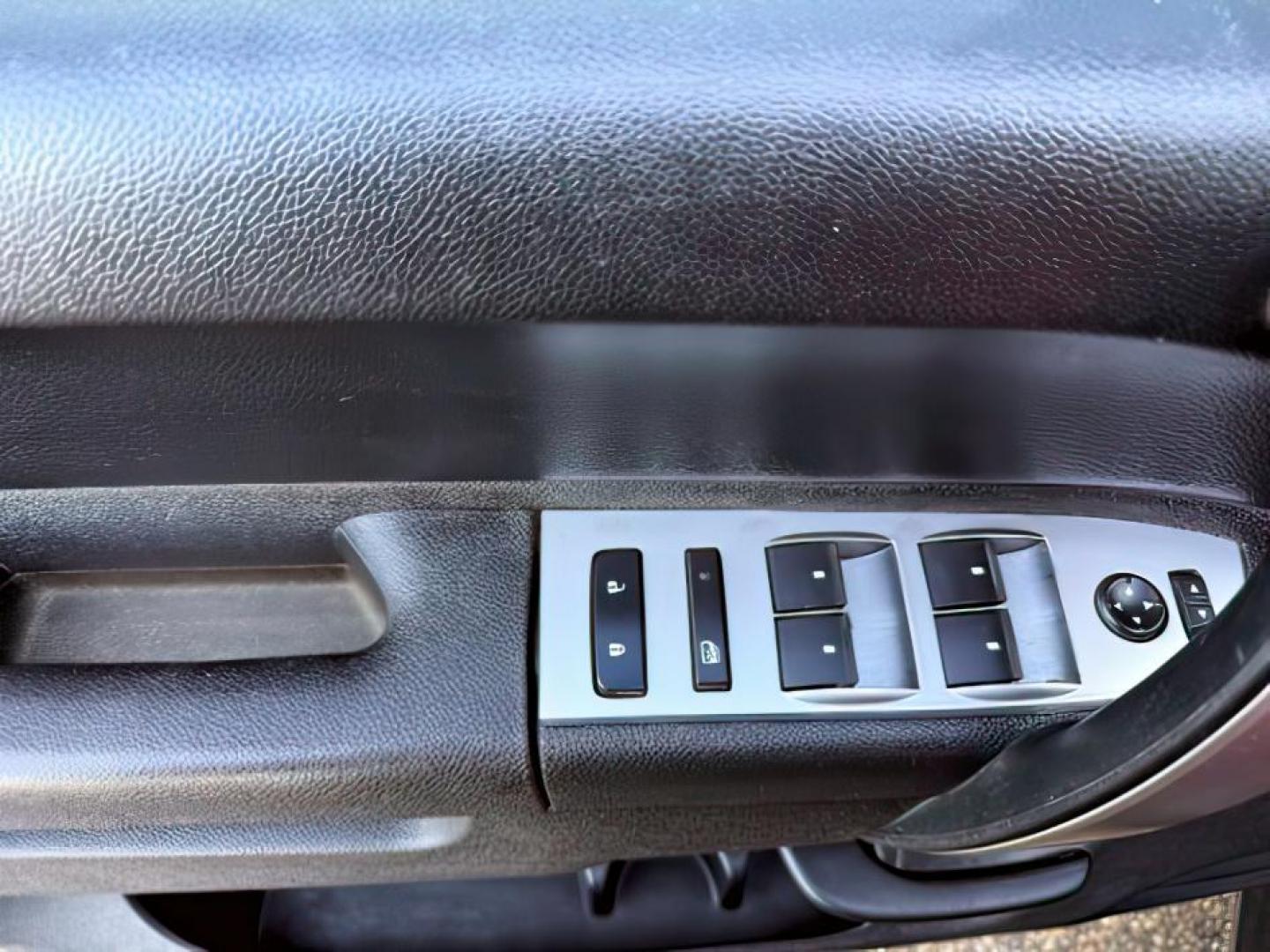 2013 Black /Ebony Cloth Interior Chevrolet Silverado 1500 (3GCPKSE74DG) with an 53L V8 OHV 16V FFV engine, Automatic transmission, located at 1175 N Woodruff Ave, Idaho Falls, ID, 83401, 43.506901, -111.999657 - At Timberline Auto, finding a great deal on your next vehicle is always easy! Our experienced sales staff's goal is to help find you the right vehicle at the right price! Our knowledgeable finance department has options for almost any credit score. We offer extended service contract options to prote - Photo#17