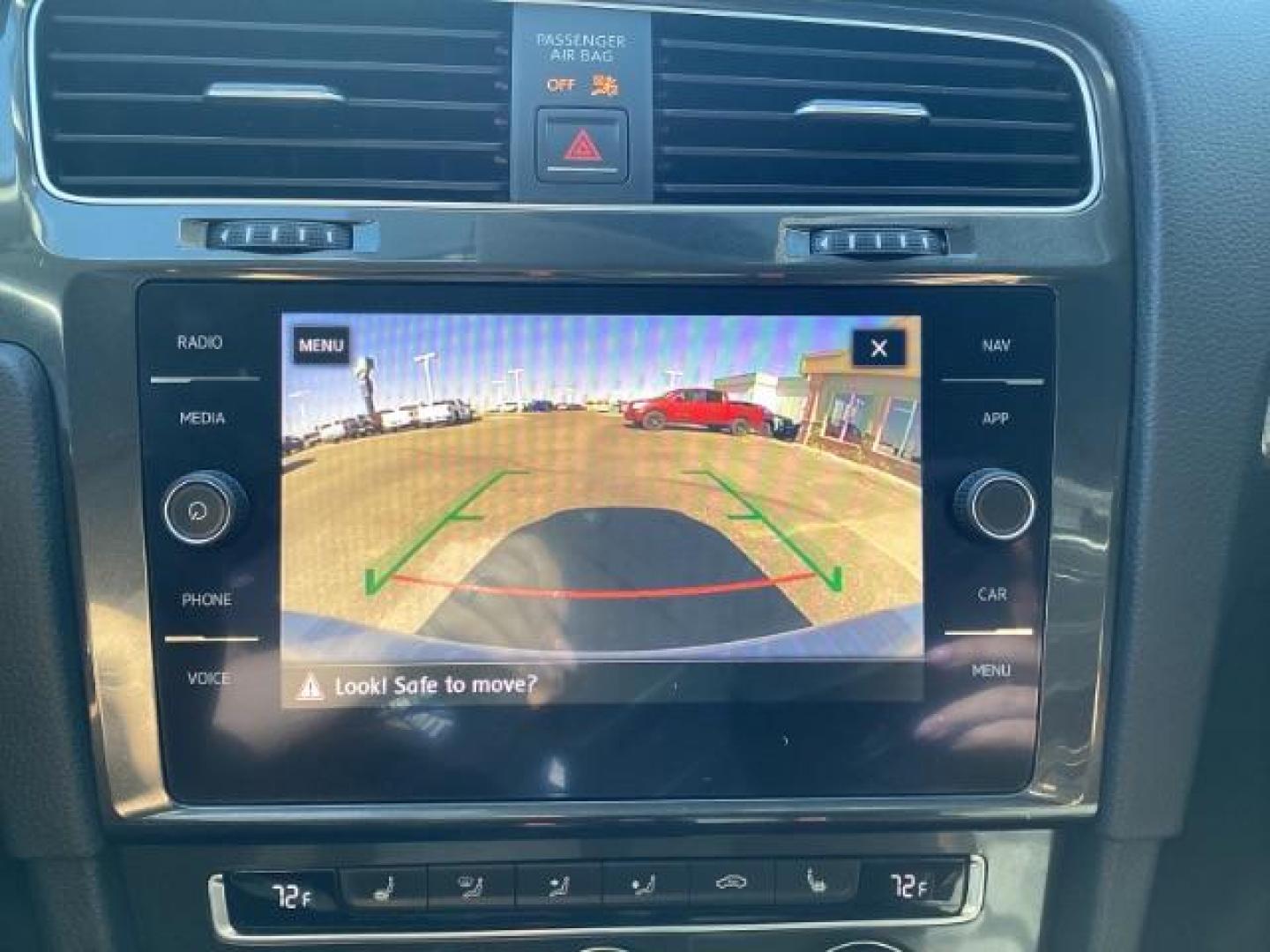 2018 Pure White /Titan Black, leatherette Volkswagen Golf Alltrack TSI SEL 6A (3VWH17AU5JM) with an 1.8L L4 DOHC 16V engine, 6-Speed Automatic transmission, located at 1235 N Woodruff Ave., Idaho Falls, 83401, (208) 523-1053, 43.507172, -112.000488 - Photo#28