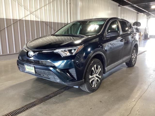 photo of 2018 Toyota RAV4 LE FWD