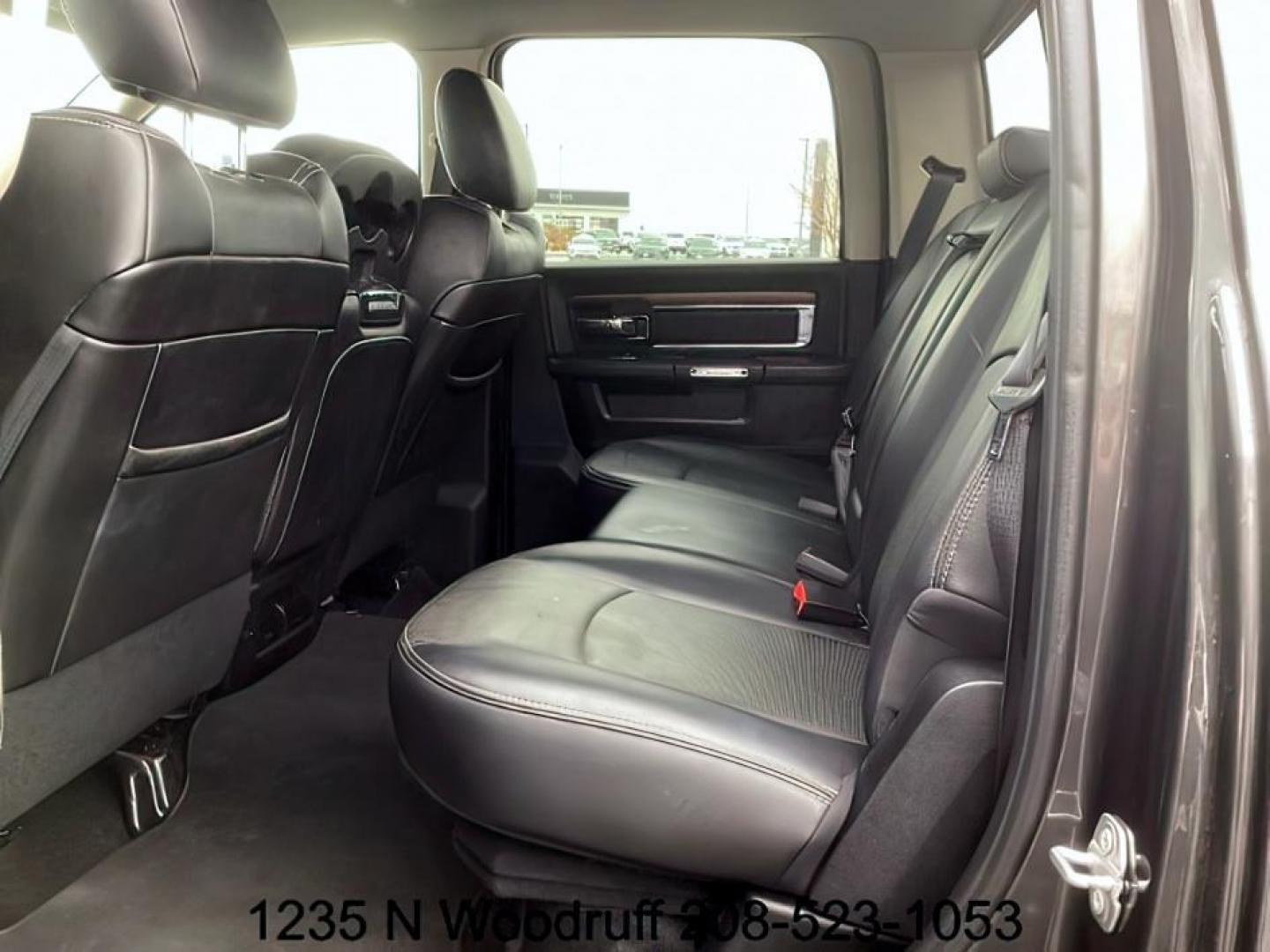 2017 GRAY /Black, leather Ram 2500 (3C6UR5FL3HG) with an 67L L6 OHV 24V TURBO DIESEL engine, Automatic transmission, located at 1175 N Woodruff Ave, Idaho Falls, ID, 83401, 43.506901, -111.999657 - At Timberline Auto, finding a great deal on your next vehicle is always easy! Our experienced sales staff's goal is to help find you the right vehicle at the right price! Our knowledgeable finance department has options for almost any credit score. We offer extended service contract options to prote - Photo#10