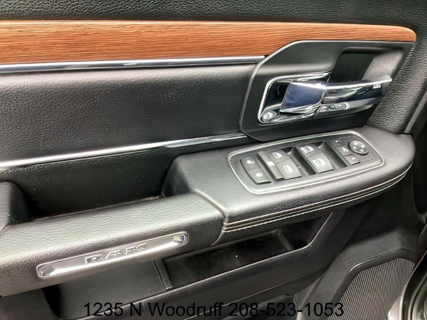 2017 GRAY /Black, leather Ram 2500 (3C6UR5FL3HG) with an 67L L6 OHV 24V TURBO DIESEL engine, Automatic transmission, located at 1175 N Woodruff Ave, Idaho Falls, ID, 83401, 43.506901, -111.999657 - At Timberline Auto, finding a great deal on your next vehicle is always easy! Our experienced sales staff's goal is to help find you the right vehicle at the right price! Our knowledgeable finance department has options for almost any credit score. We offer extended service contract options to prote - Photo#12
