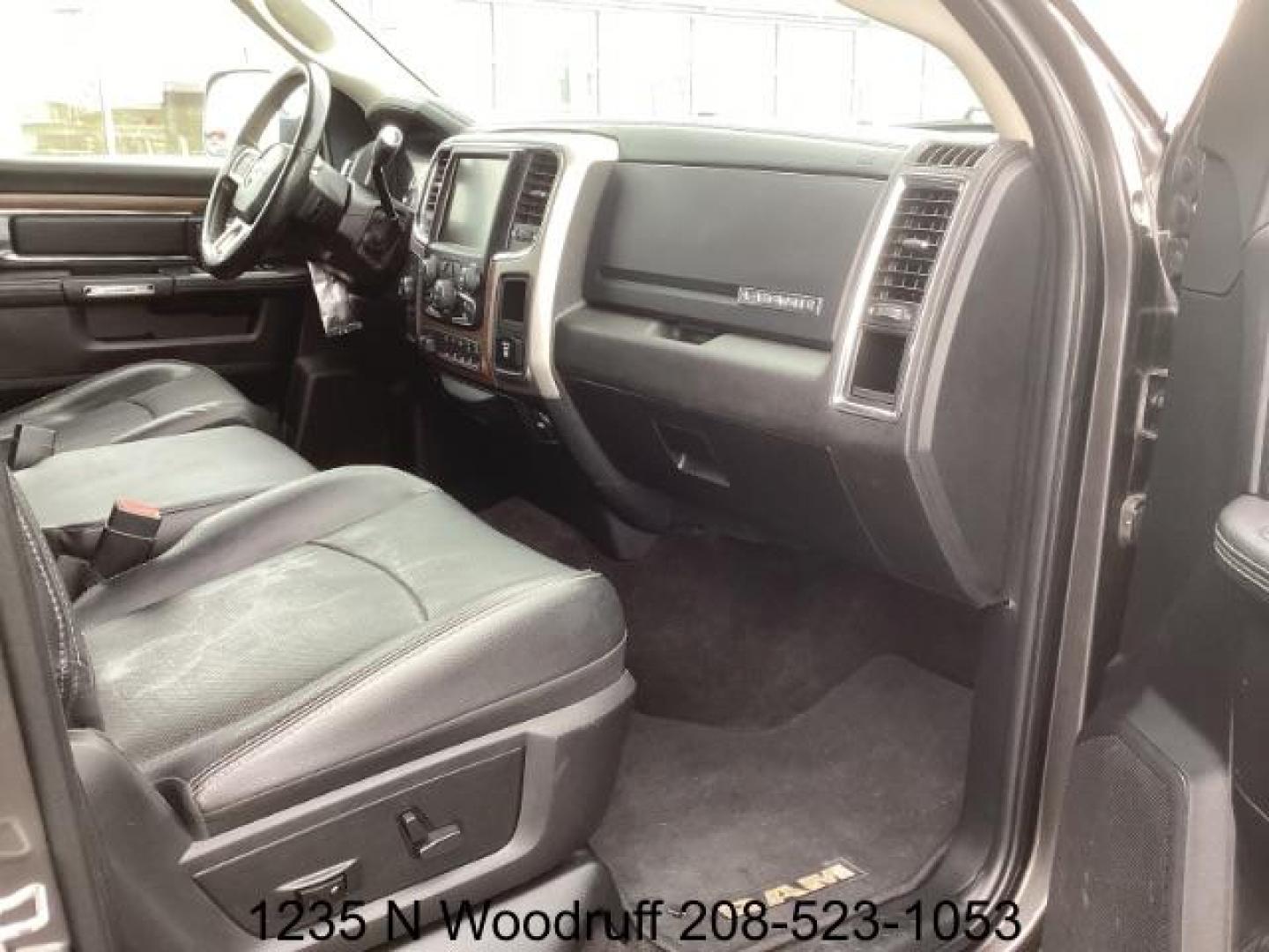 2017 GRAY /Black, leather RAM 2500 Laramie Crew Cab SWB 4WD (3C6UR5FL3HG) with an 6.7L L6 OHV 24V TURBO DIESEL engine, 6-Speed Automatic transmission, located at 1235 N Woodruff Ave., Idaho Falls, 83401, (208) 523-1053, 43.507172, -112.000488 - At Timberline Auto, finding a great deal on your next vehicle is always easy! Our experienced sales staff's goal is to help find you the right vehicle at the right price! Our knowledgeable finance department has options for almost any credit score. We offer extended service contract options to prote - Photo#18