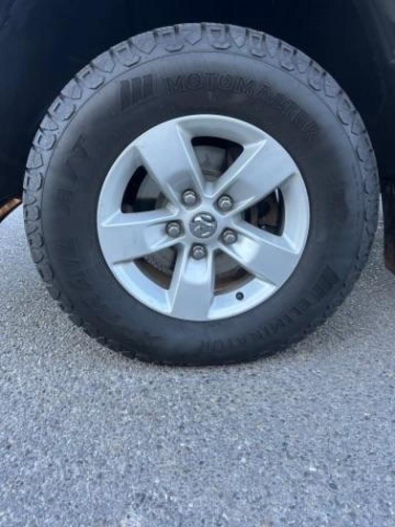 2016 GRAY /Black/Diesel Gray, cloth RAM 1500 SLT Crew Cab LWB 4WD (1C6RR7TM9GS) with an 3.0L V6 DOHC 24V DIESEL engine, 8-Speed Automatic transmission, located at 1235 N Woodruff Ave., Idaho Falls, 83401, (208) 523-1053, 43.507172, -112.000488 - Photo#33