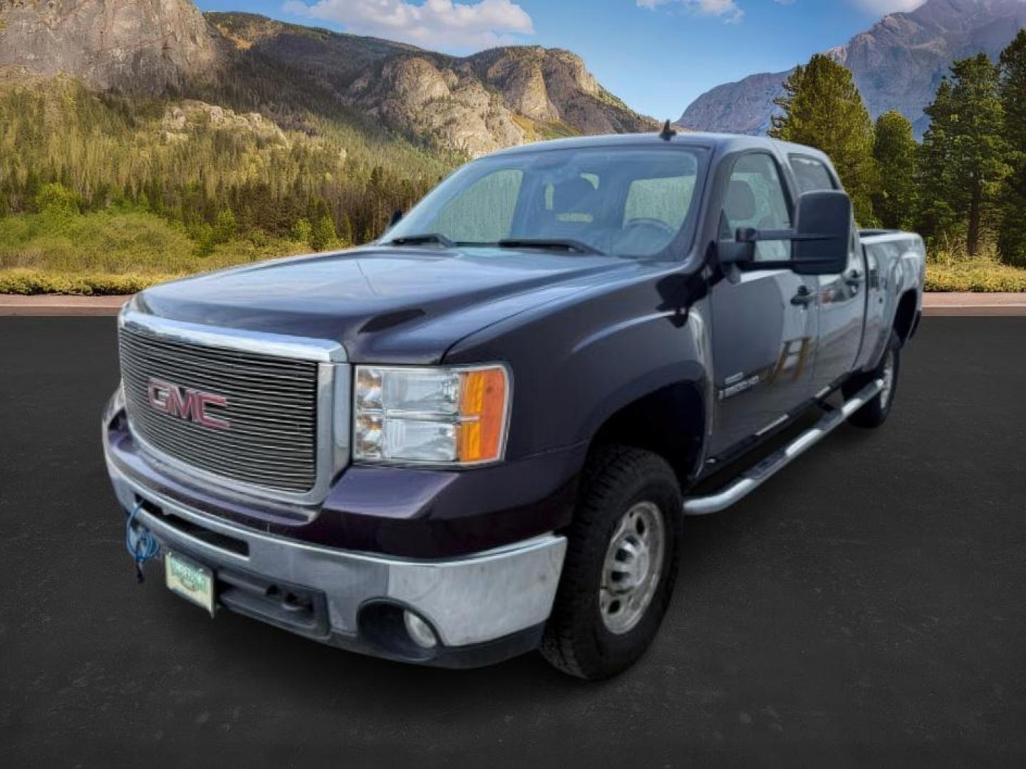 2008 GRAY /Ebony Cloth Interior GMC Sierra 2500HD SLE2 Crew Cab Std. Box 4WD (1GTHK23608F) with an 6.6L V8 16V OHV TURBO DIESEL engine, 6-Speed Automatic transmission, located at 1235 N Woodruff Ave., Idaho Falls, 83401, (208) 523-1053, 43.507172, -112.000488 - At Timberline Auto, finding a great deal on your next vehicle is always easy! Our experienced sales staff's goal is to help find you the right vehicle at the right price! Our knowledgeable finance department has options for almost any credit score. We offer extended service contract options to prote - Photo#0
