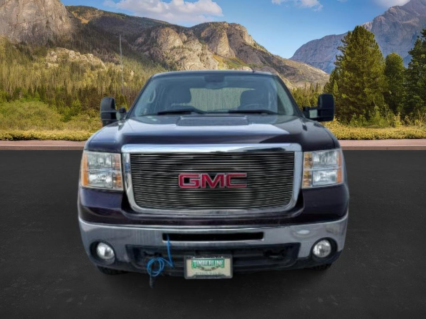 2008 GRAY /Ebony Cloth Interior GMC Sierra 2500HD SLE2 Crew Cab Std. Box 4WD (1GTHK23608F) with an 6.6L V8 16V OHV TURBO DIESEL engine, 6-Speed Automatic transmission, located at 1235 N Woodruff Ave., Idaho Falls, 83401, (208) 523-1053, 43.507172, -112.000488 - At Timberline Auto, finding a great deal on your next vehicle is always easy! Our experienced sales staff's goal is to help find you the right vehicle at the right price! Our knowledgeable finance department has options for almost any credit score. We offer extended service contract options to prote - Photo#6
