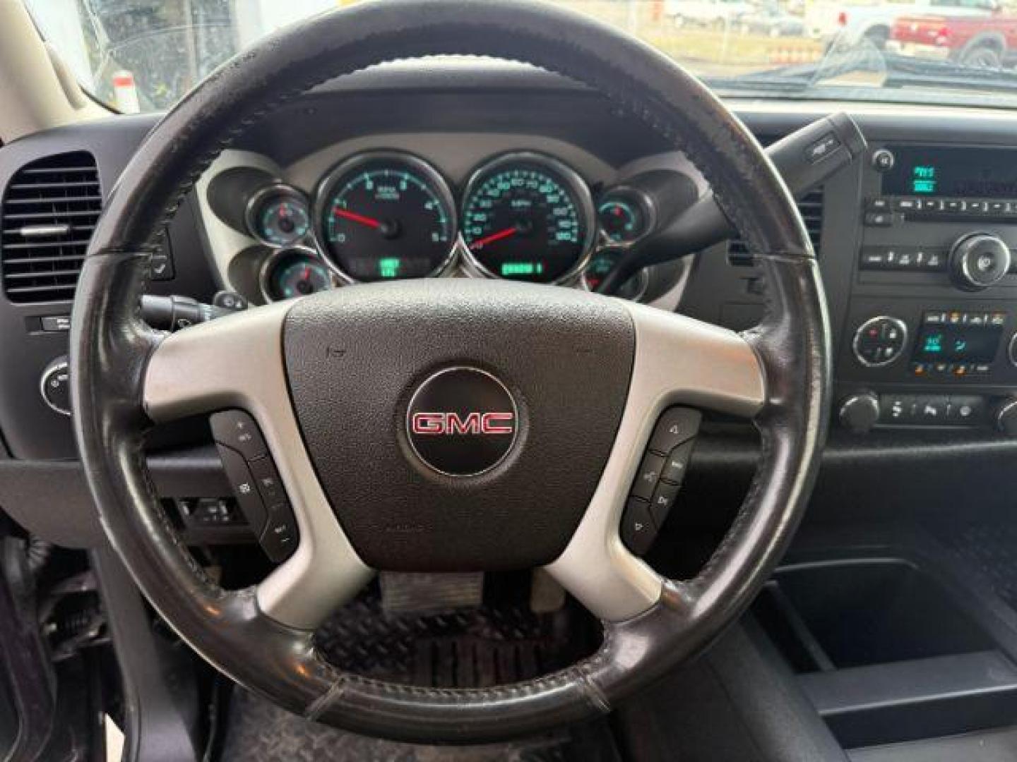 2008 GRAY /Ebony Cloth Interior GMC Sierra 2500HD SLE2 Crew Cab Std. Box 4WD (1GTHK23608F) with an 6.6L V8 16V OHV TURBO DIESEL engine, 6-Speed Automatic transmission, located at 1235 N Woodruff Ave., Idaho Falls, 83401, (208) 523-1053, 43.507172, -112.000488 - At Timberline Auto, finding a great deal on your next vehicle is always easy! Our experienced sales staff's goal is to help find you the right vehicle at the right price! Our knowledgeable finance department has options for almost any credit score. We offer extended service contract options to prote - Photo#11