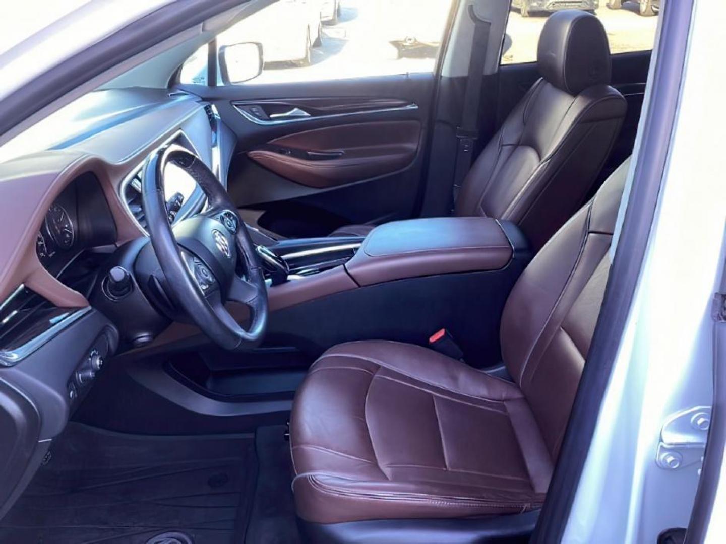 2021 White Frost Tricoat /Ebony Seats w/Ebony Interior Accents, leather Buick Enclave (5GAEVCKW7MJ) with an 36L V6 DOHC 24V engine, Automatic transmission, located at 1175 N Woodruff Ave, Idaho Falls, ID, 83401, 43.506901, -111.999657 - At Timberline Auto, finding a great deal on your next vehicle is always easy! Our experienced sales staff's goal is to help find you the right vehicle at the right price! Our knowledgeable finance department has options for almost any credit score. We offer extended service contract options to prote - Photo#12