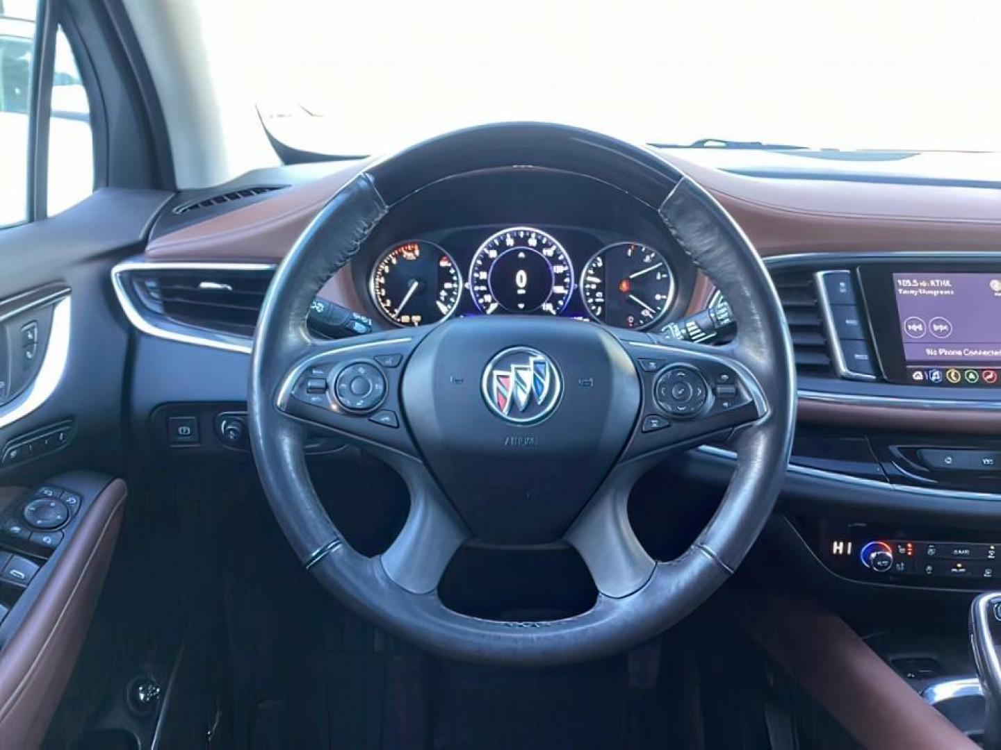 2021 White Frost Tricoat /Ebony Seats w/Ebony Interior Accents, leather Buick Enclave (5GAEVCKW7MJ) with an 36L V6 DOHC 24V engine, Automatic transmission, located at 1175 N Woodruff Ave, Idaho Falls, ID, 83401, 43.506901, -111.999657 - At Timberline Auto, finding a great deal on your next vehicle is always easy! Our experienced sales staff's goal is to help find you the right vehicle at the right price! Our knowledgeable finance department has options for almost any credit score. We offer extended service contract options to prote - Photo#23