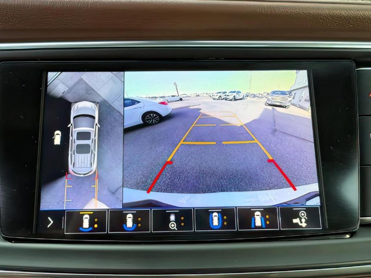 2021 White Frost Tricoat /Chestnut Seats w/Ebony Interior Accents, leather Buick Enclave (5GAEVCKW7MJ) with an 36L V6 DOHC 24V engine, Automatic transmission, located at 1175 N Woodruff Ave, Idaho Falls, ID, 83401, 43.506901, -111.999657 - At Timberline Auto, finding a great deal on your next vehicle is always easy! Our experienced sales staff's goal is to help find you the right vehicle at the right price! Our knowledgeable finance department has options for almost any credit score. We offer extended service contract options to prote - Photo#17