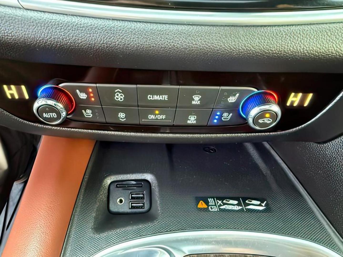 2021 White Frost Tricoat /Chestnut Seats w/Ebony Interior Accents, leather Buick Enclave (5GAEVCKW7MJ) with an 36L V6 DOHC 24V engine, Automatic transmission, located at 1175 N Woodruff Ave, Idaho Falls, ID, 83401, 43.506901, -111.999657 - At Timberline Auto, finding a great deal on your next vehicle is always easy! Our experienced sales staff's goal is to help find you the right vehicle at the right price! Our knowledgeable finance department has options for almost any credit score. We offer extended service contract options to prote - Photo#18