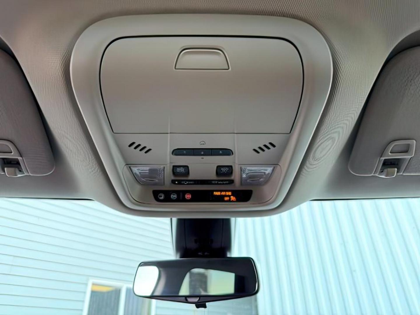 2021 White Frost Tricoat /Chestnut Seats w/Ebony Interior Accents, leather Buick Enclave (5GAEVCKW7MJ) with an 36L V6 DOHC 24V engine, Automatic transmission, located at 1175 N Woodruff Ave, Idaho Falls, ID, 83401, 43.506901, -111.999657 - At Timberline Auto, finding a great deal on your next vehicle is always easy! Our experienced sales staff's goal is to help find you the right vehicle at the right price! Our knowledgeable finance department has options for almost any credit score. We offer extended service contract options to prote - Photo#19