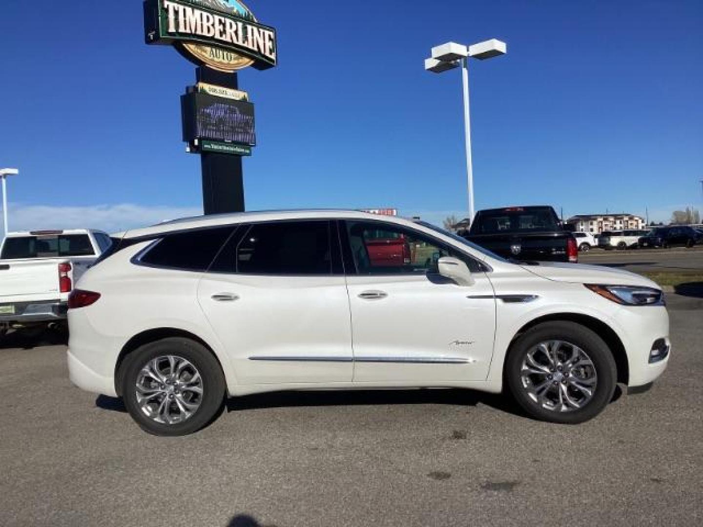 2021 White Frost Tricoat /Ebony Seats w/Ebony Interior Accents, leather Buick Enclave Avenir AWD (5GAEVCKW7MJ) with an 3.6L V6 DOHC 24V engine, 9-Speed Automatic transmission, located at 1235 N Woodruff Ave., Idaho Falls, 83401, (208) 523-1053, 43.507172, -112.000488 - At Timberline Auto, finding a great deal on your next vehicle is always easy! Our experienced sales staff's goal is to help find you the right vehicle at the right price! Our knowledgeable finance department has options for almost any credit score. We offer extended service contract options to prote - Photo#6