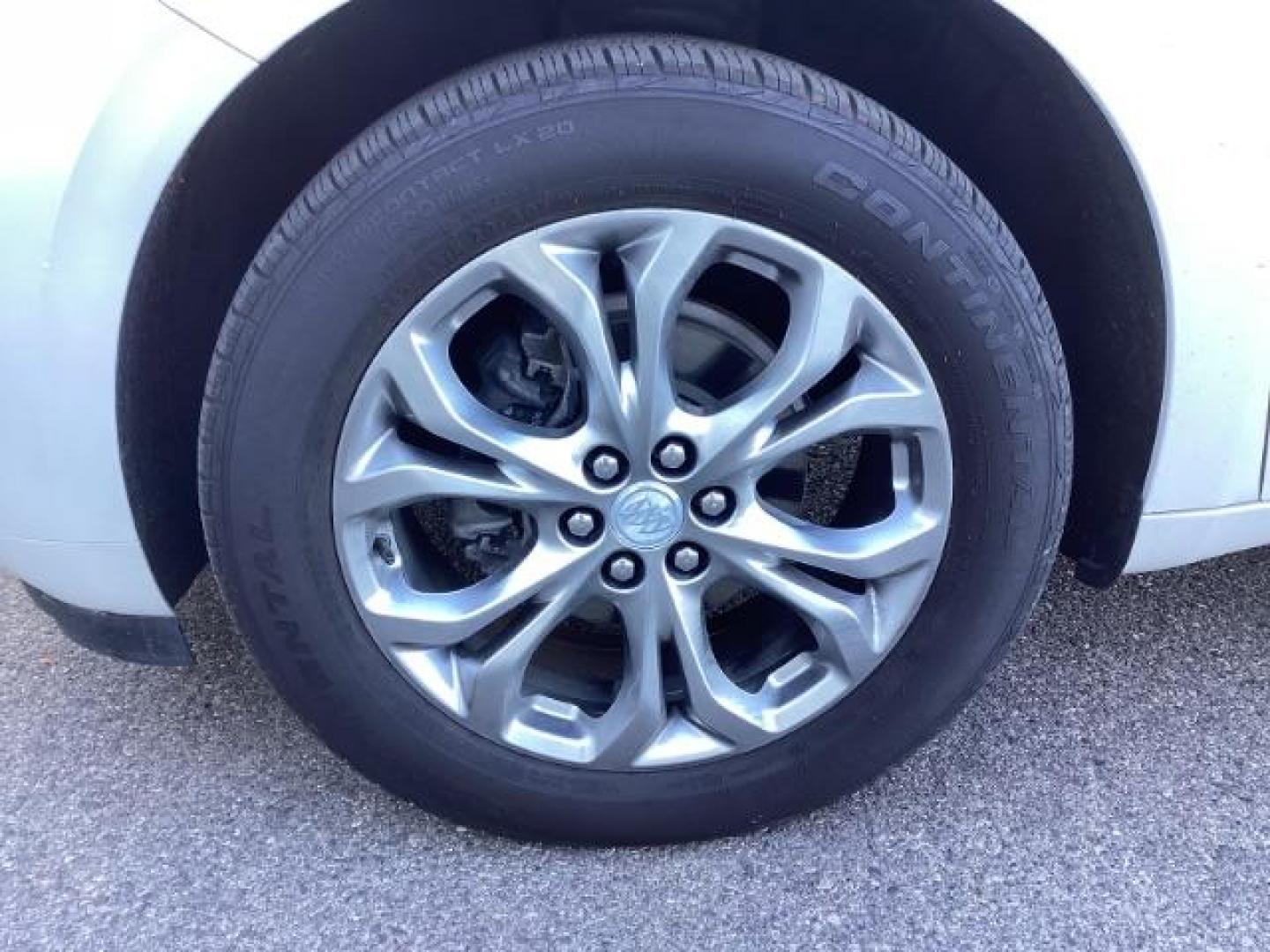 2021 White Frost Tricoat /Ebony Seats w/Ebony Interior Accents, leather Buick Enclave Avenir AWD (5GAEVCKW7MJ) with an 3.6L V6 DOHC 24V engine, 9-Speed Automatic transmission, located at 1235 N Woodruff Ave., Idaho Falls, 83401, (208) 523-1053, 43.507172, -112.000488 - At Timberline Auto, finding a great deal on your next vehicle is always easy! Our experienced sales staff's goal is to help find you the right vehicle at the right price! Our knowledgeable finance department has options for almost any credit score. We offer extended service contract options to prote - Photo#8