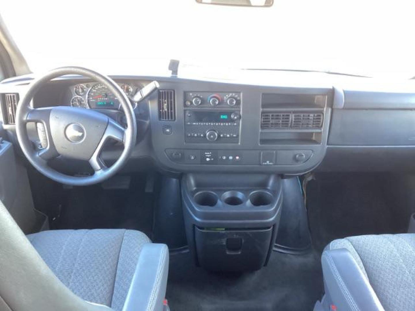 2015 Summit White /Medium Pewter, premium cloth Chevrolet Express 2500 LT (1GBWGRFF6F1) with an 4.8L V8 FFV engine, 6-Speed Automatic transmission, located at 1235 N Woodruff Ave., Idaho Falls, 83401, (208) 523-1053, 43.507172, -112.000488 - Photo#9