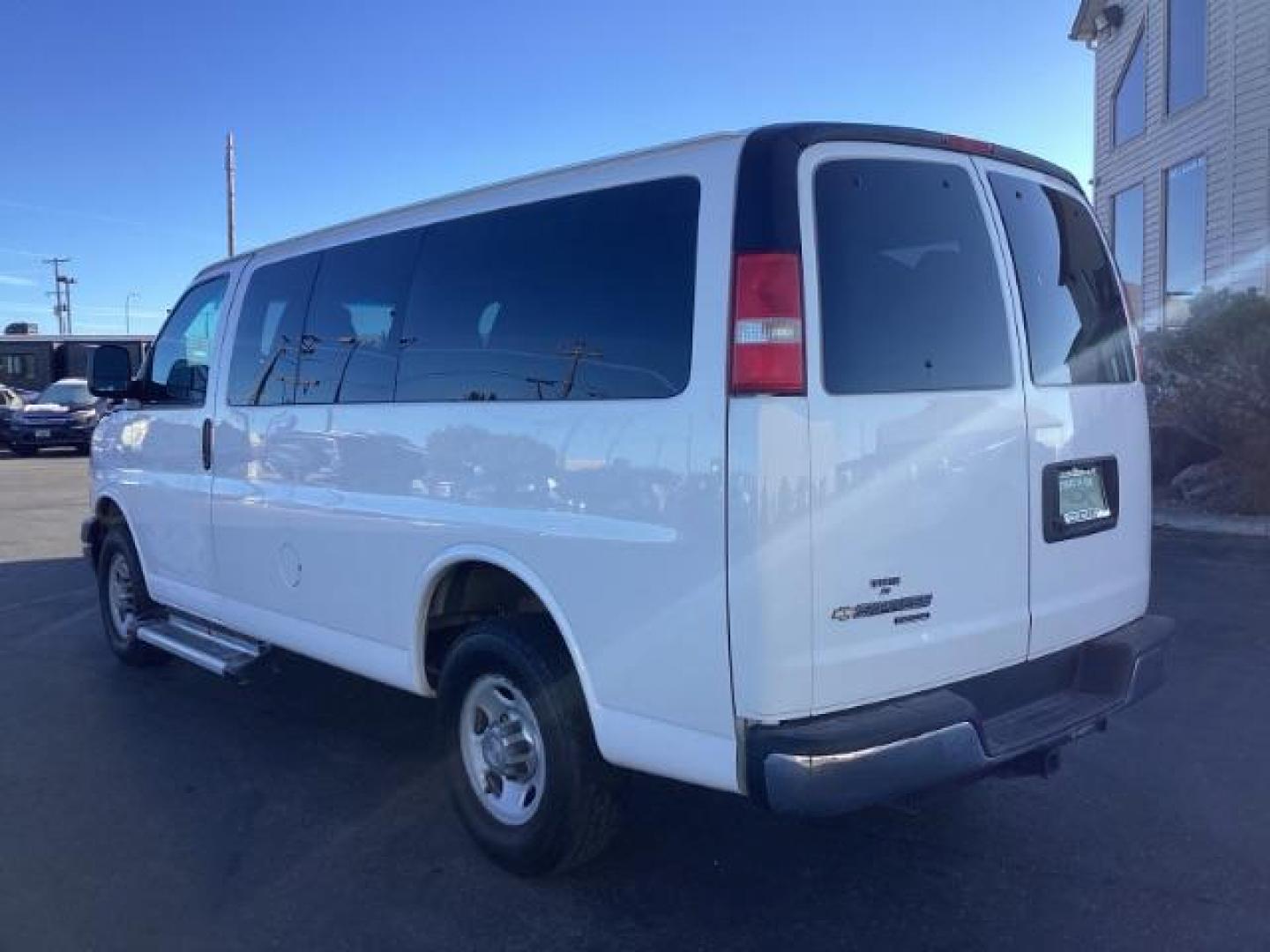 2015 Summit White /Medium Pewter, premium cloth Chevrolet Express 2500 LT (1GBWGRFF6F1) with an 4.8L V8 FFV engine, 6-Speed Automatic transmission, located at 1235 N Woodruff Ave., Idaho Falls, 83401, (208) 523-1053, 43.507172, -112.000488 - Photo#3