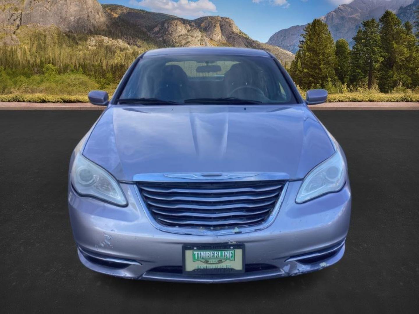 2013 Billet Silver Metallic /Black Cloth Interior Chrysler 200 LX (1C3CCBAB8DN) with an 2.4L L4 DOHC 16V engine, 6-Speed Automatic transmission, located at 1235 N Woodruff Ave., Idaho Falls, 83401, (208) 523-1053, 43.507172, -112.000488 - At Timberline Auto, finding a great deal on your next vehicle is always easy! Our experienced sales staff's goal is to help find you the right vehicle at the right price! Our knowledgeable finance department has options for almost any credit score. We offer extended service contract options to prote - Photo#8